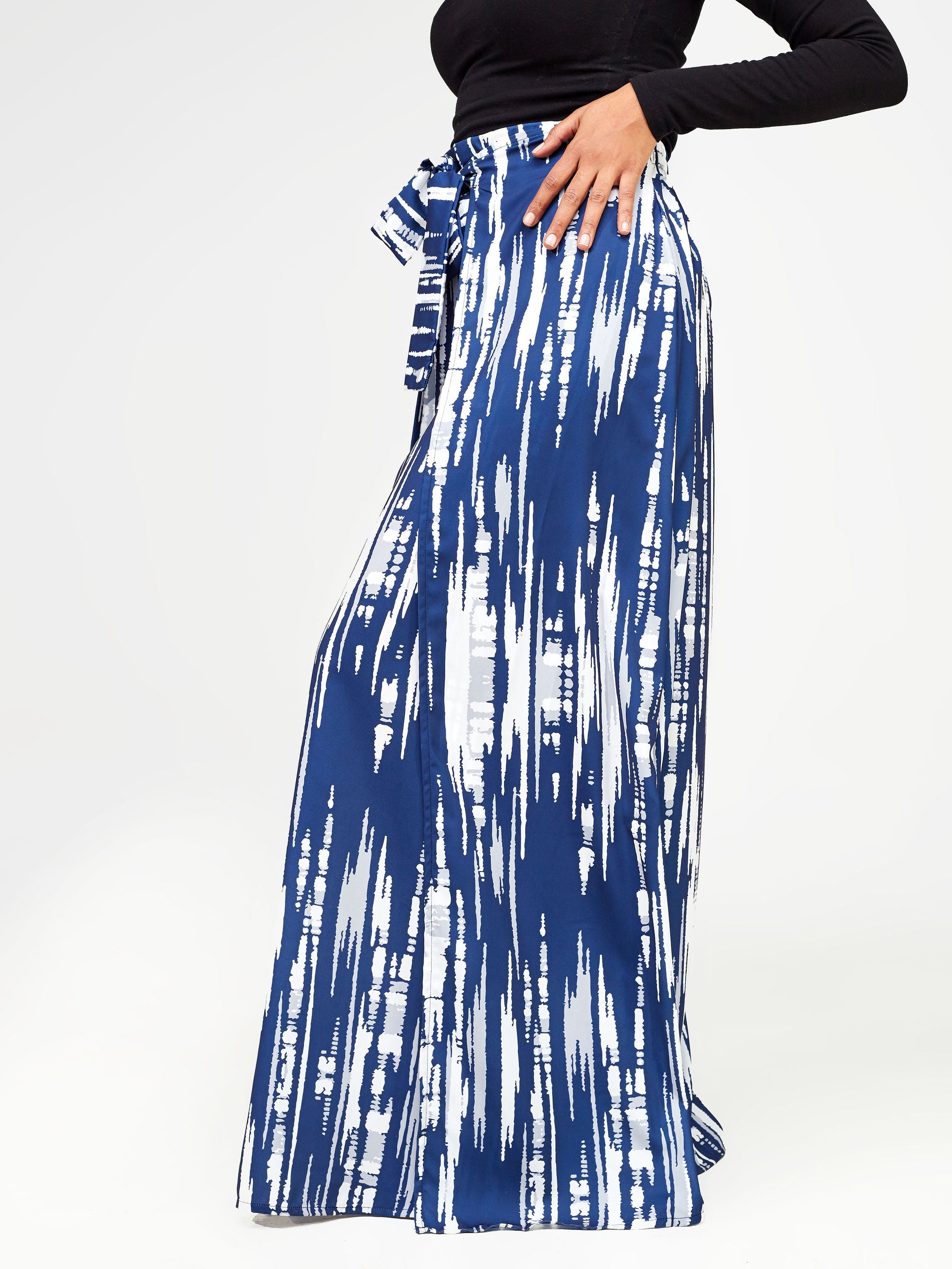 Vivo Wastani Panelled Maxi Skirt - Navy Blue / Grey Abstract Print