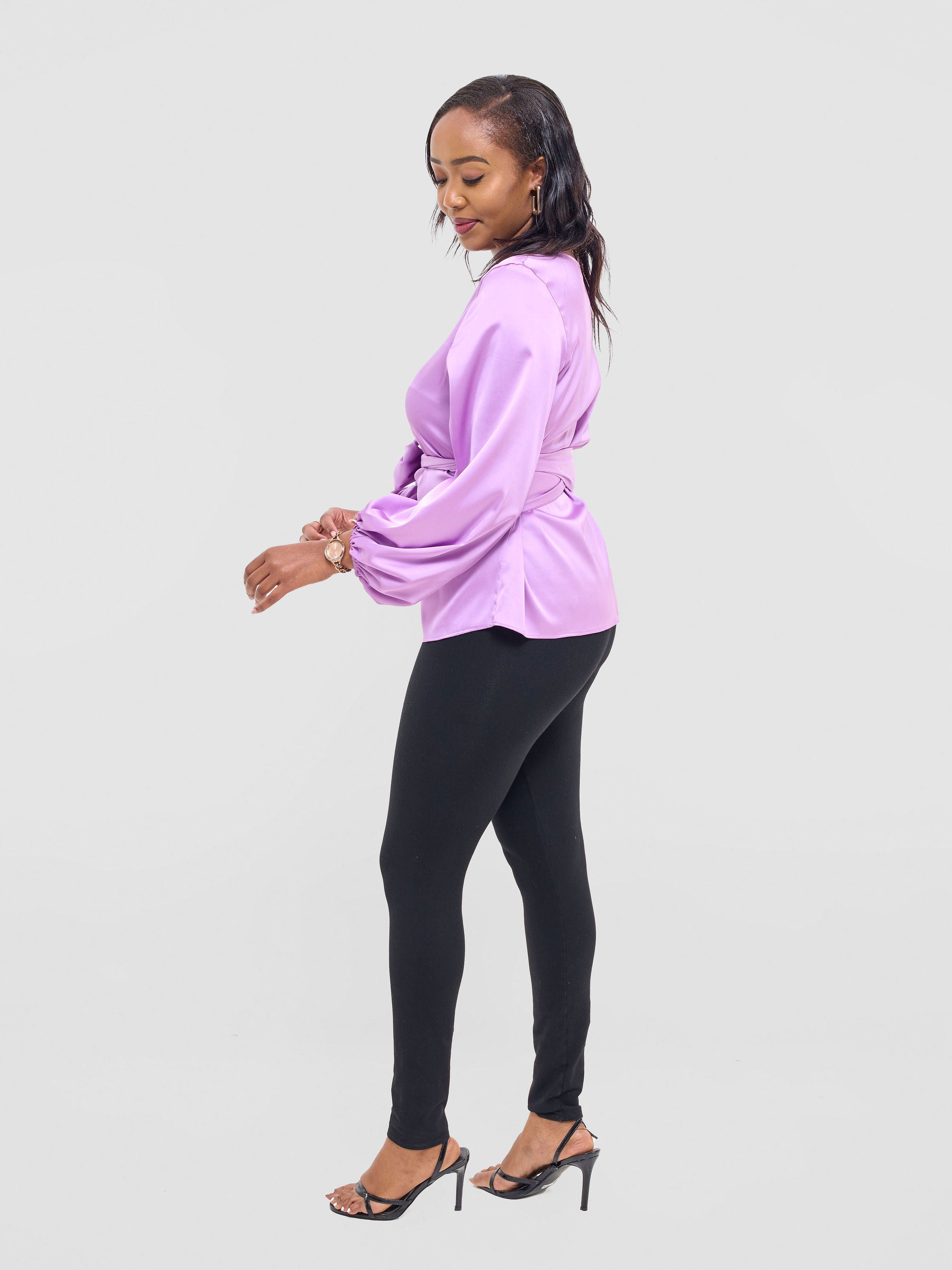 Vivo Izzy Satin Bishop Sleeve Top - Lilac