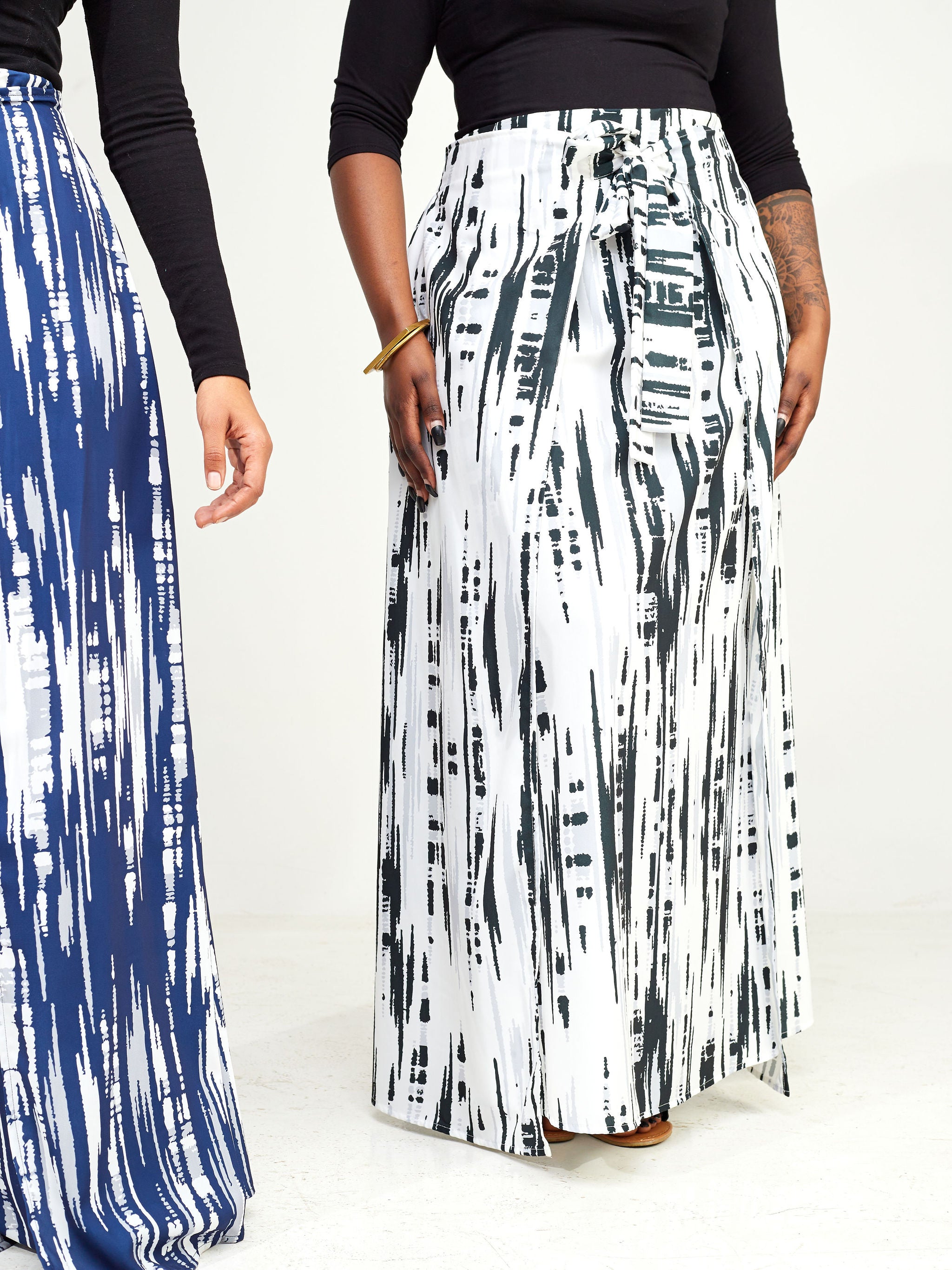Vivo Wastani Panelled Maxi Skirt - Black / Grey Abstract Print