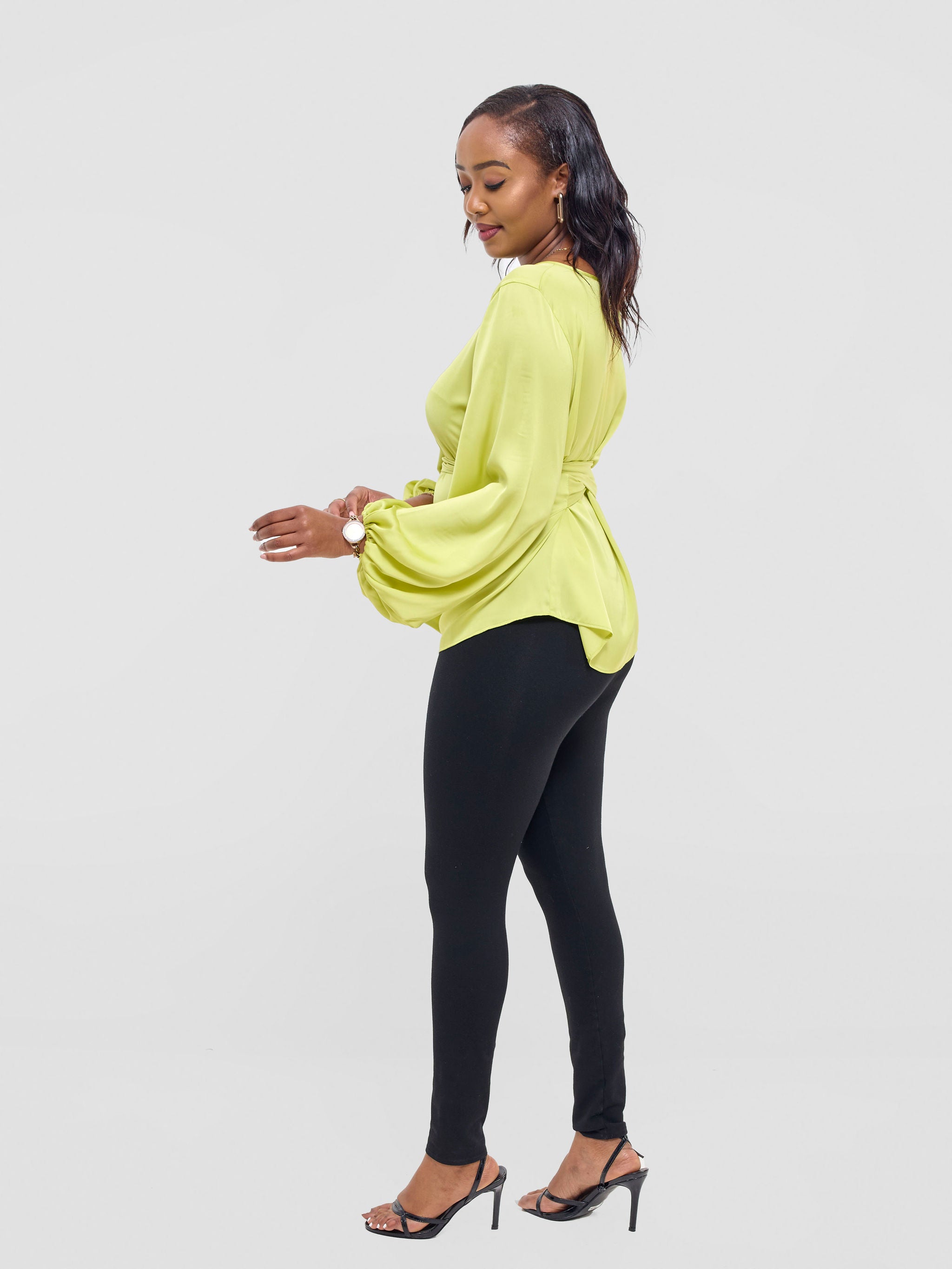 Vivo Izzy Satin Bishop Sleeve Top - Lime