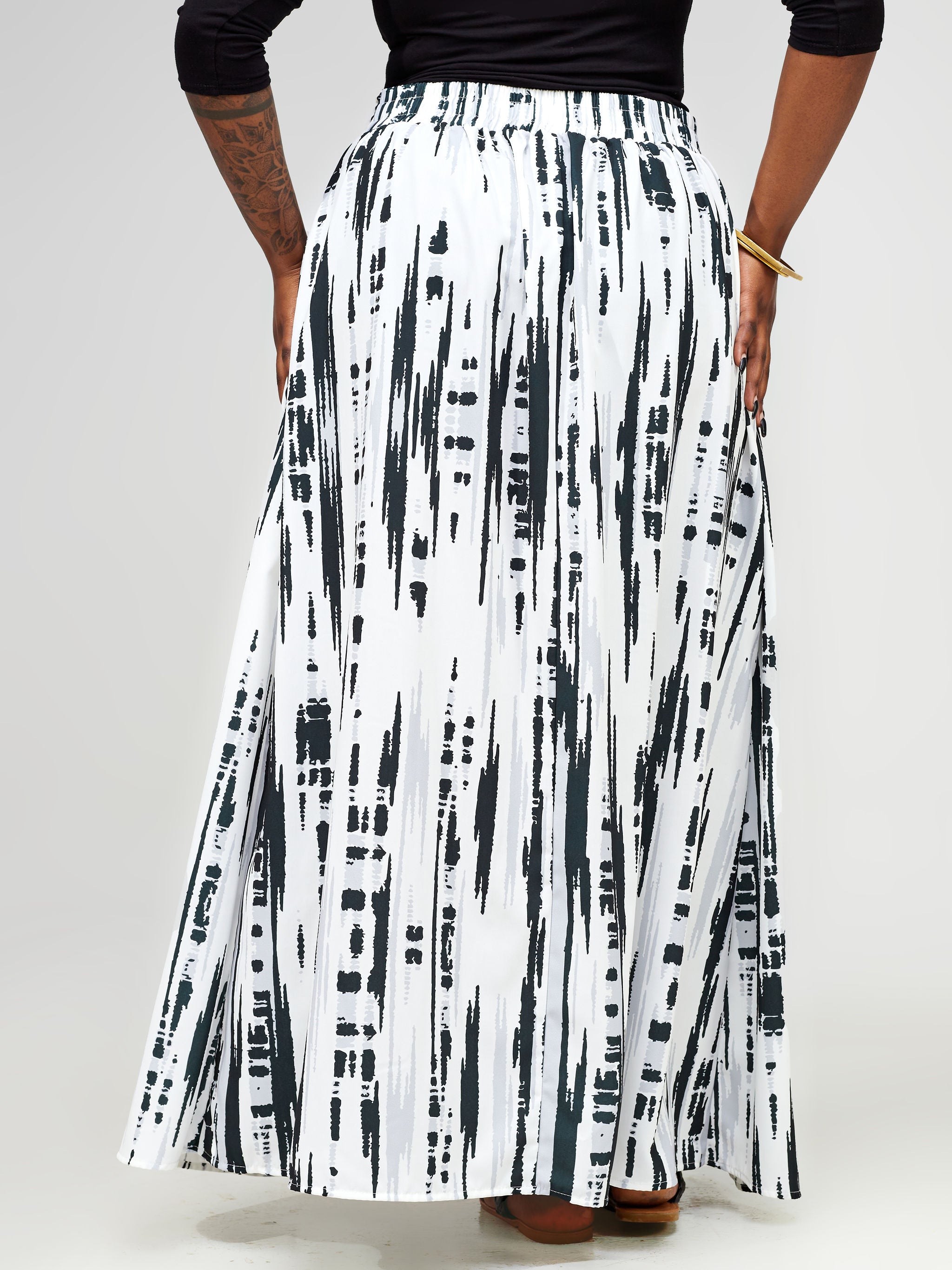 Vivo Wastani Panelled Maxi Skirt - Black / Grey Abstract Print