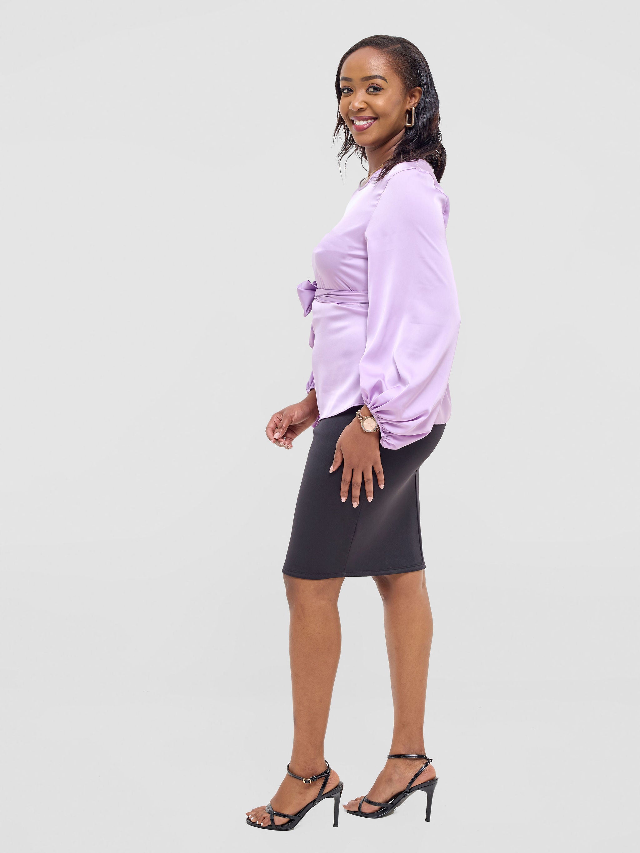 Vivo Izzy Satin Bishop Sleeve Top - Light Purple