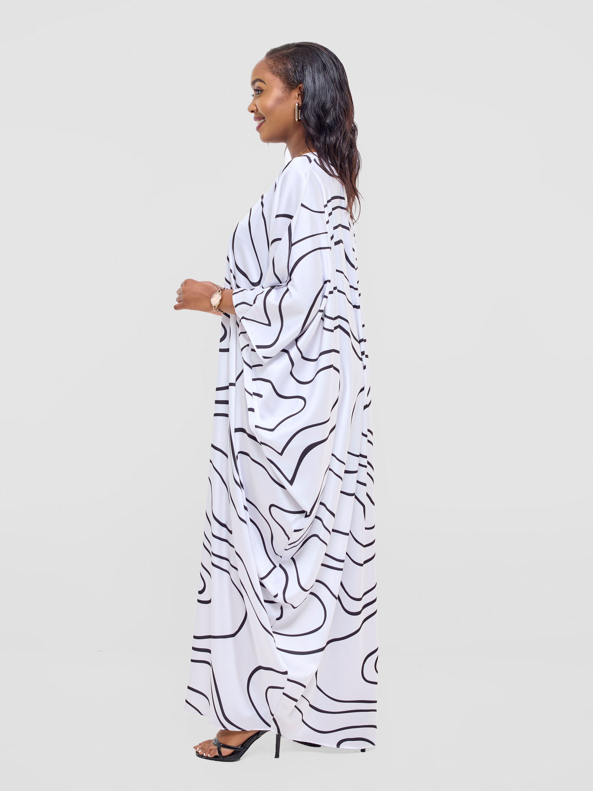 Vivo Lani Maxi Dress - White / Black Hini Print