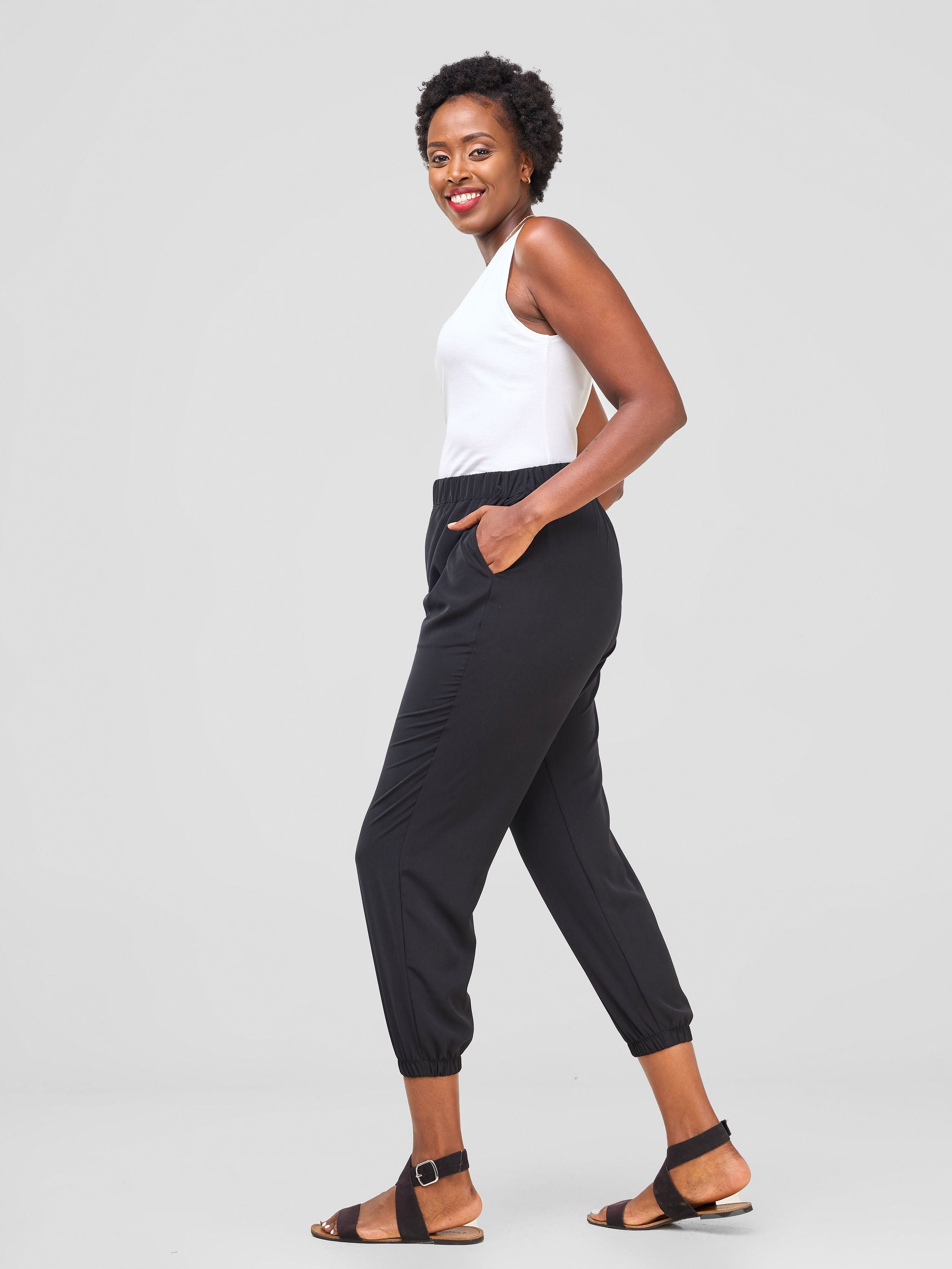 Vivo Mira Joggers - Black