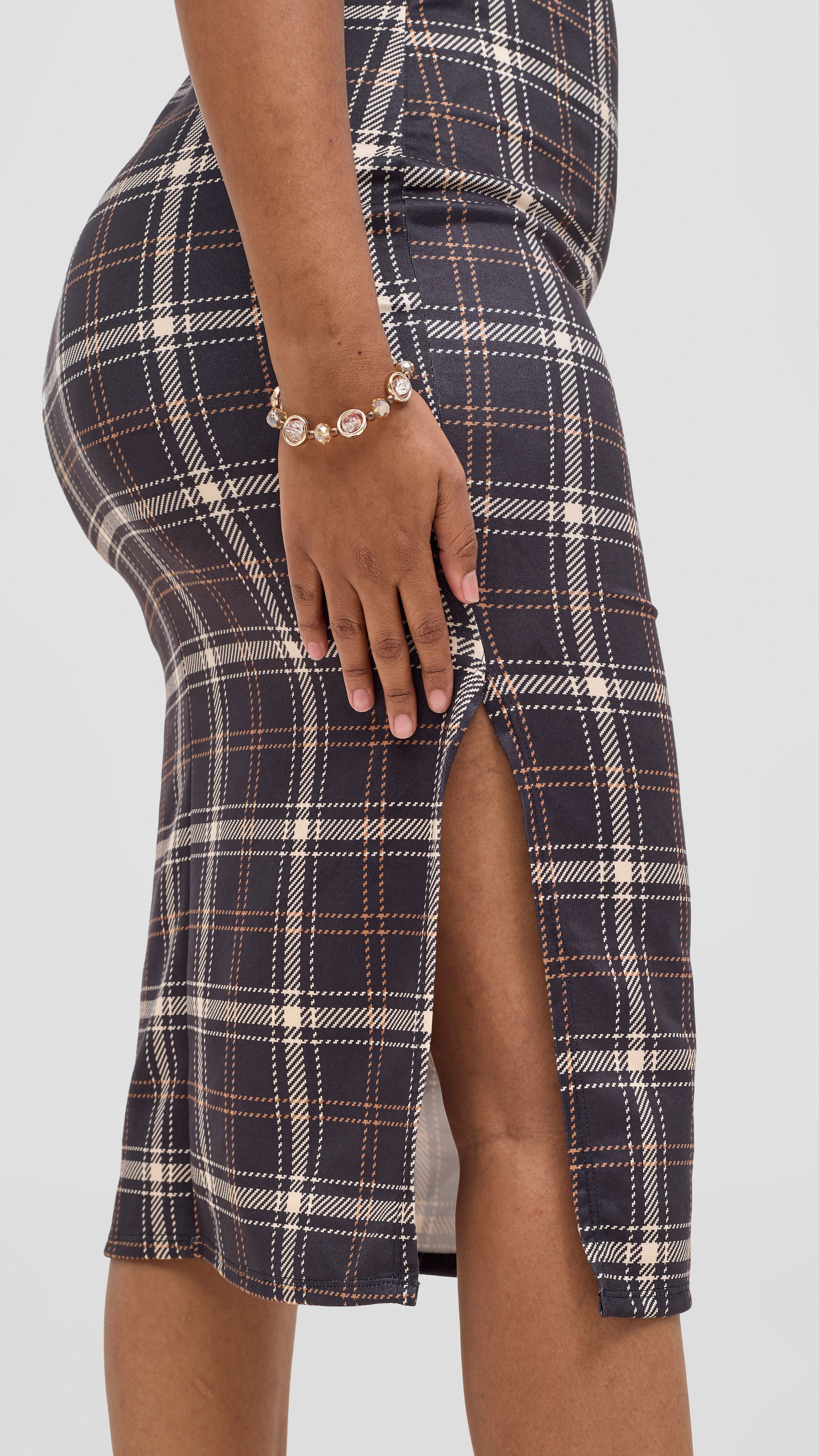 Vivo Alani Plaid Midi Dress - Black / Tan Plaid