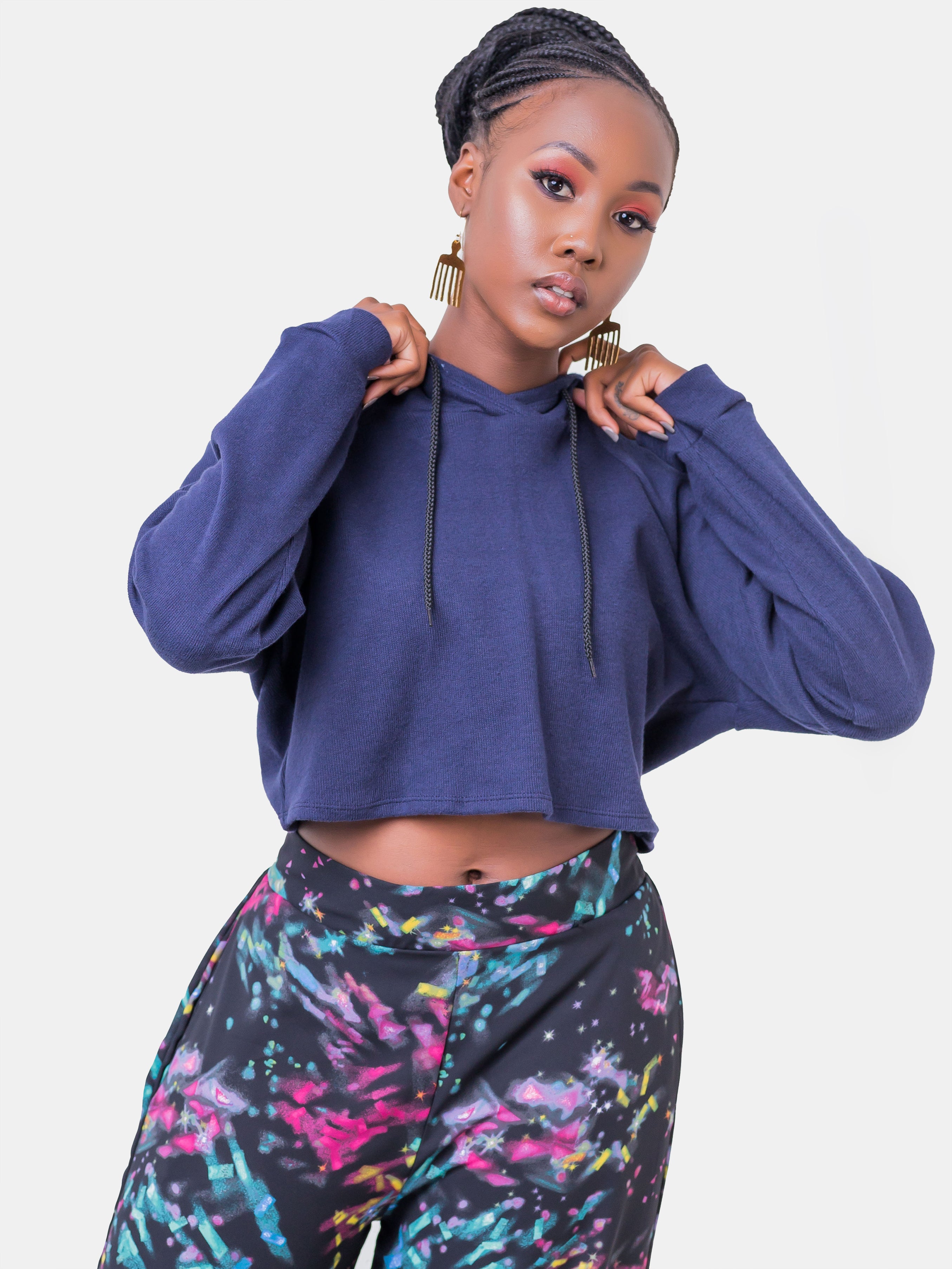 Zoya Basic Long Sleeved Crop Hoodie - Navy Blue