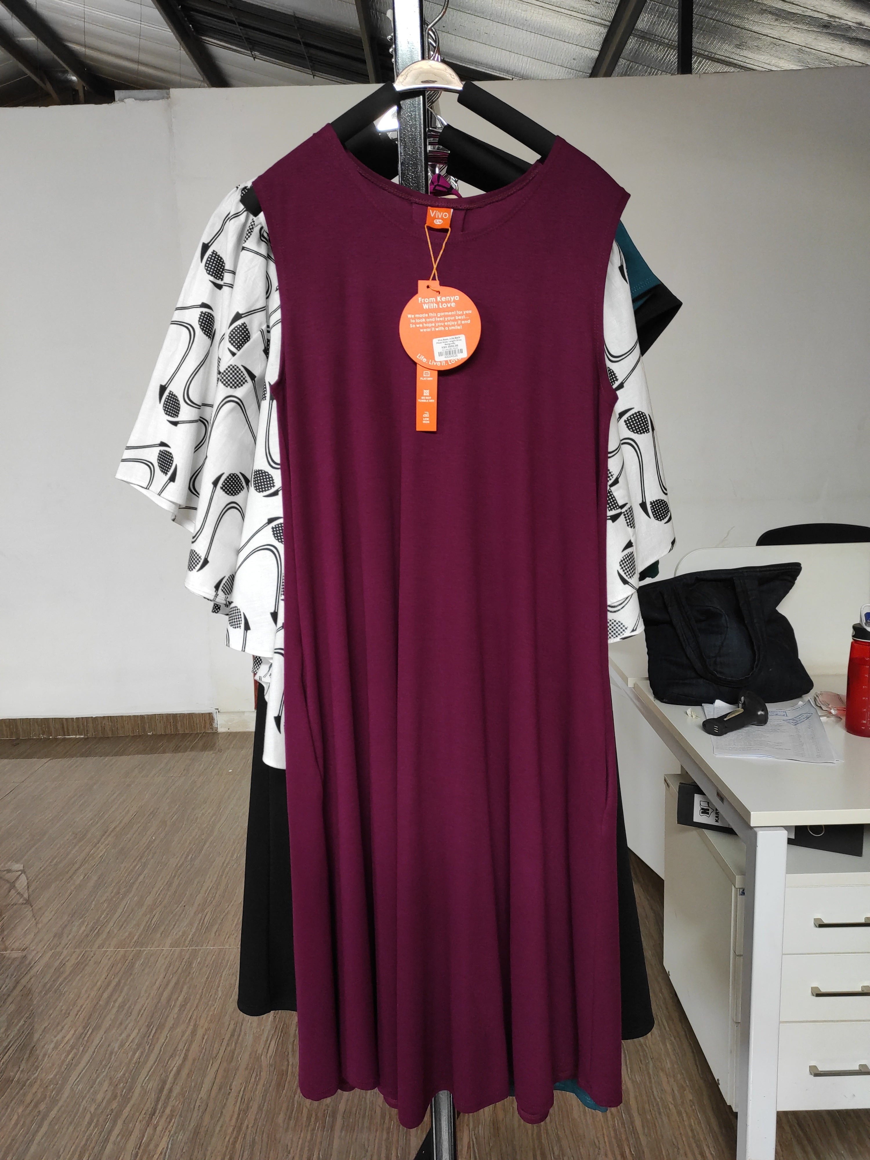 Vivo Basic Julia Back Pleat Knee Length Dress -Burgundy