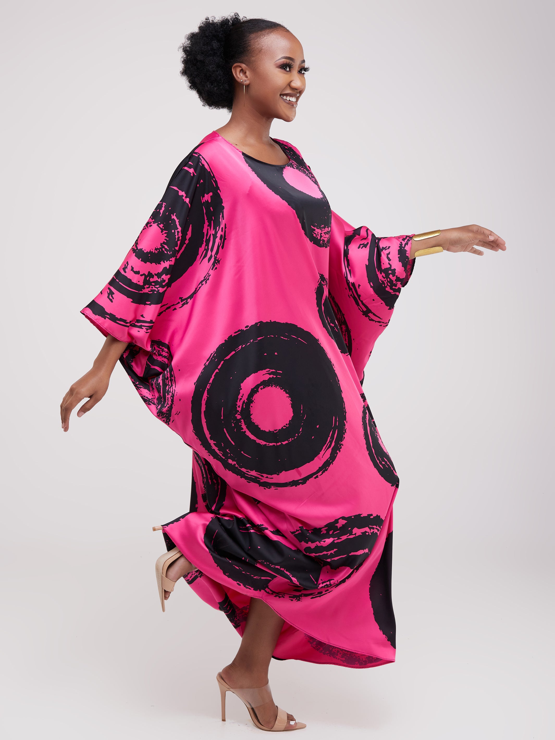 Vivo Lani Maxi Dress - Black / Pink Print