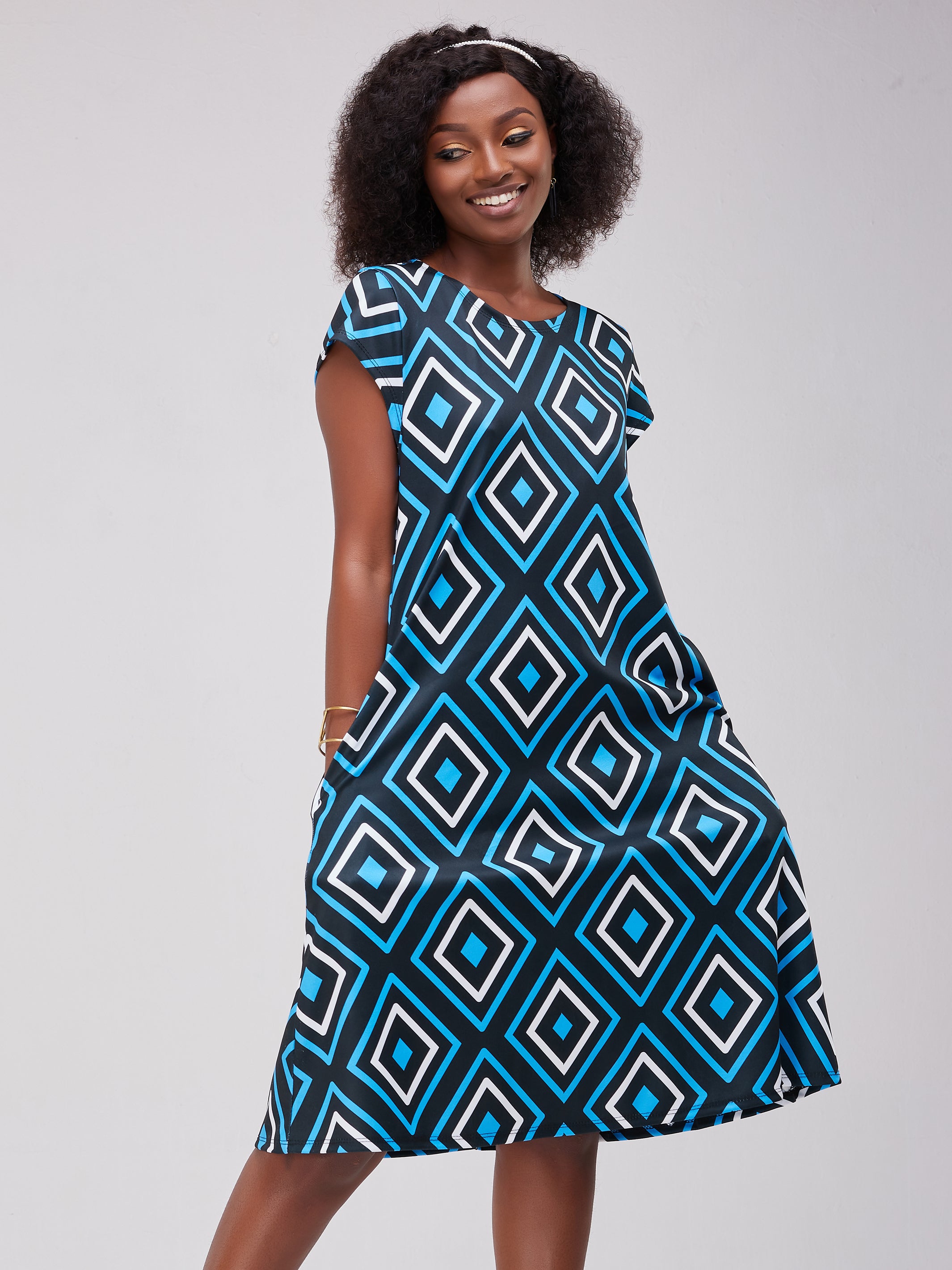 Vivo Tuni Cap Sleeve Tent Dress - Black / Blue Print