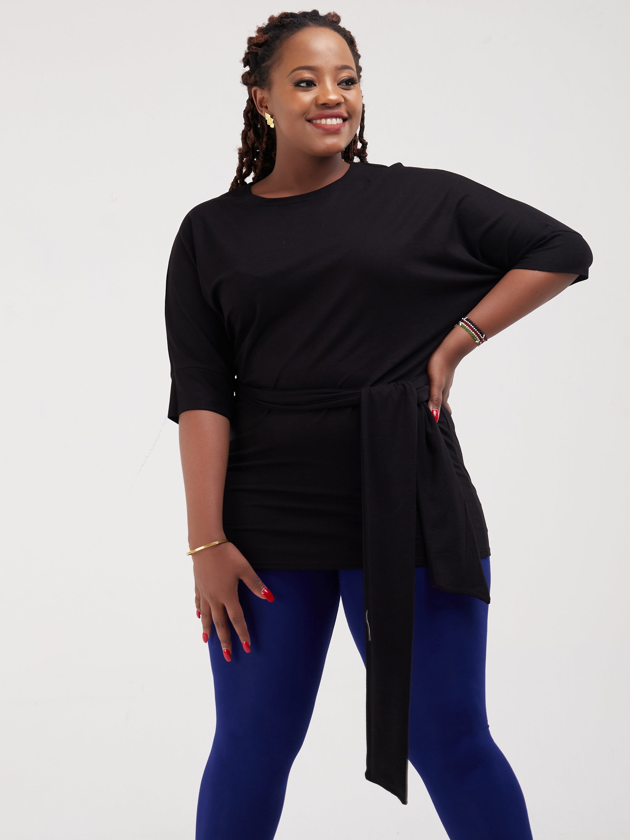 Vivo Basic Abby Loose Top - Black