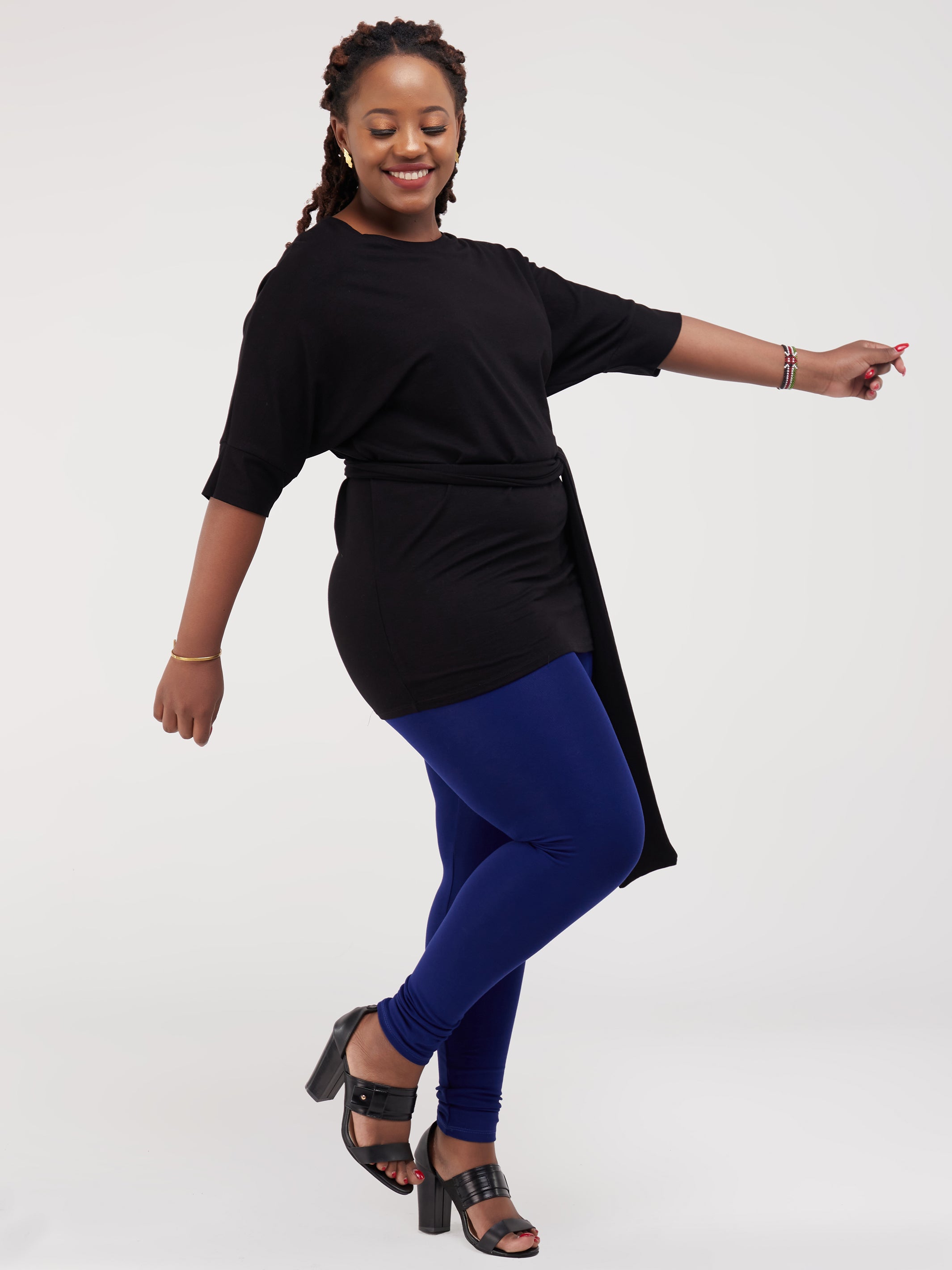 Vivo Basic Abby Loose Top - Black