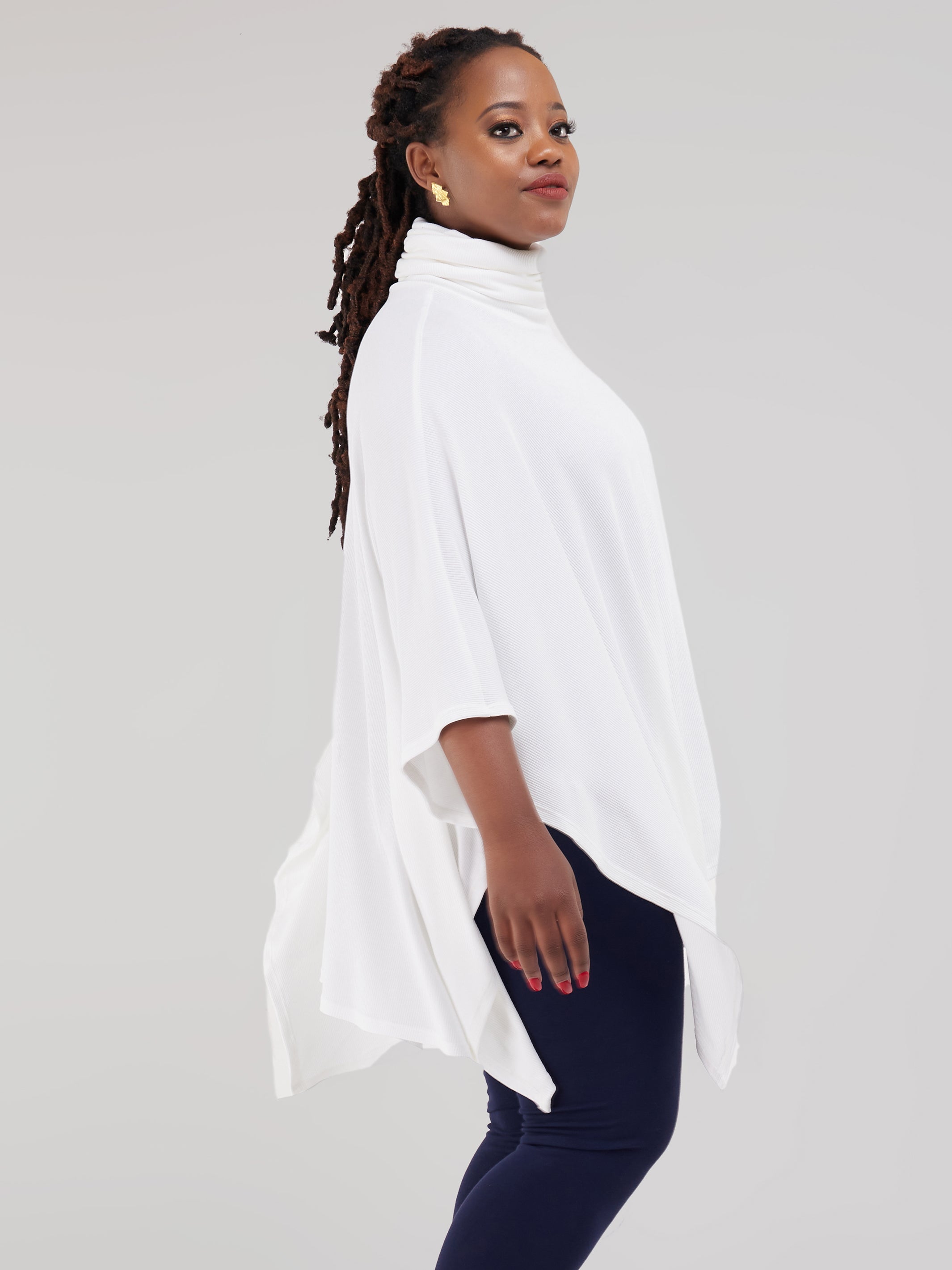 Vivo Basic Turtle Neck Ribbed Poncho - White