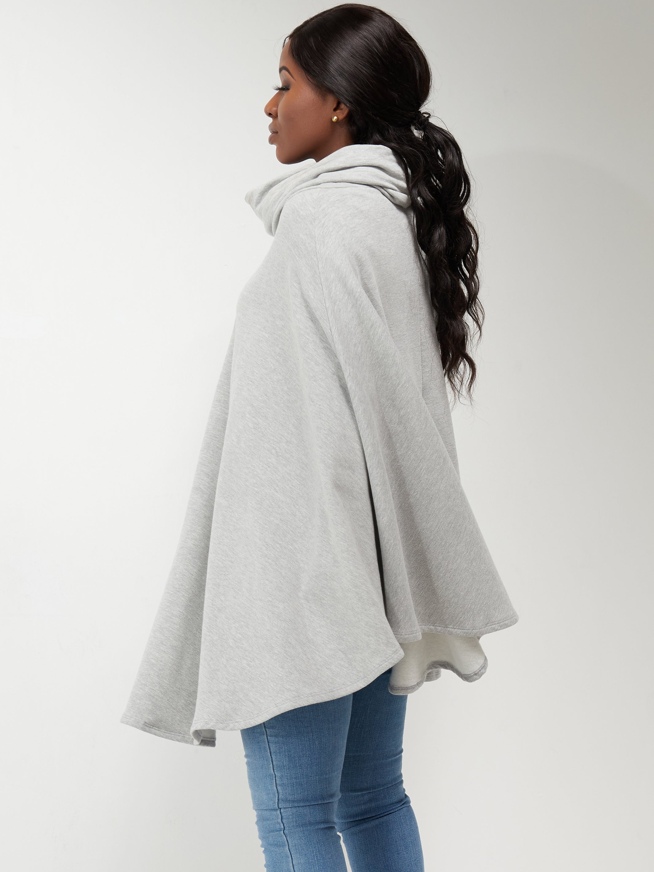 Vivo Fanah Turtleneck Poncho - Light Grey
