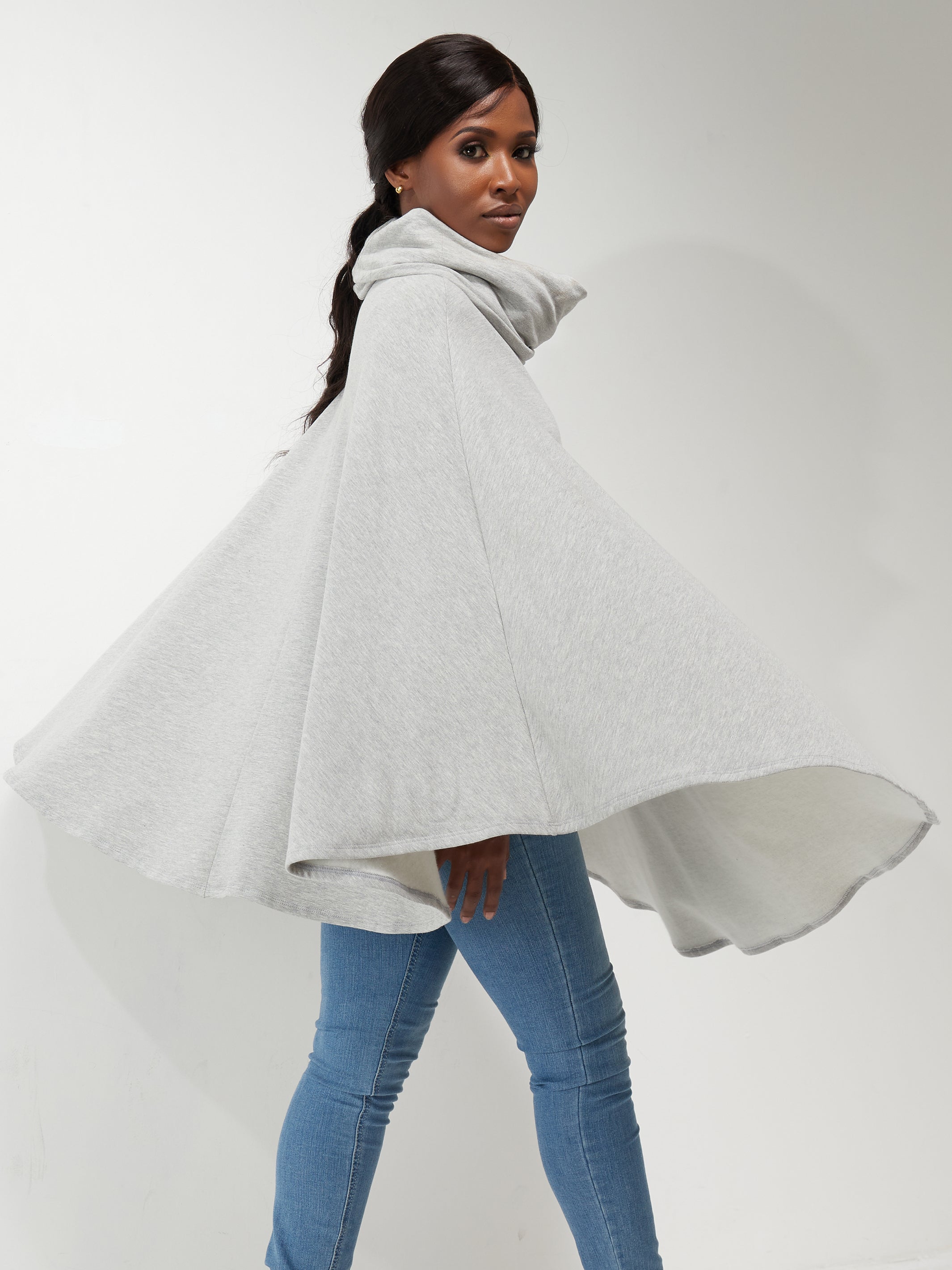 Vivo Fanah Turtleneck Poncho - Light Grey