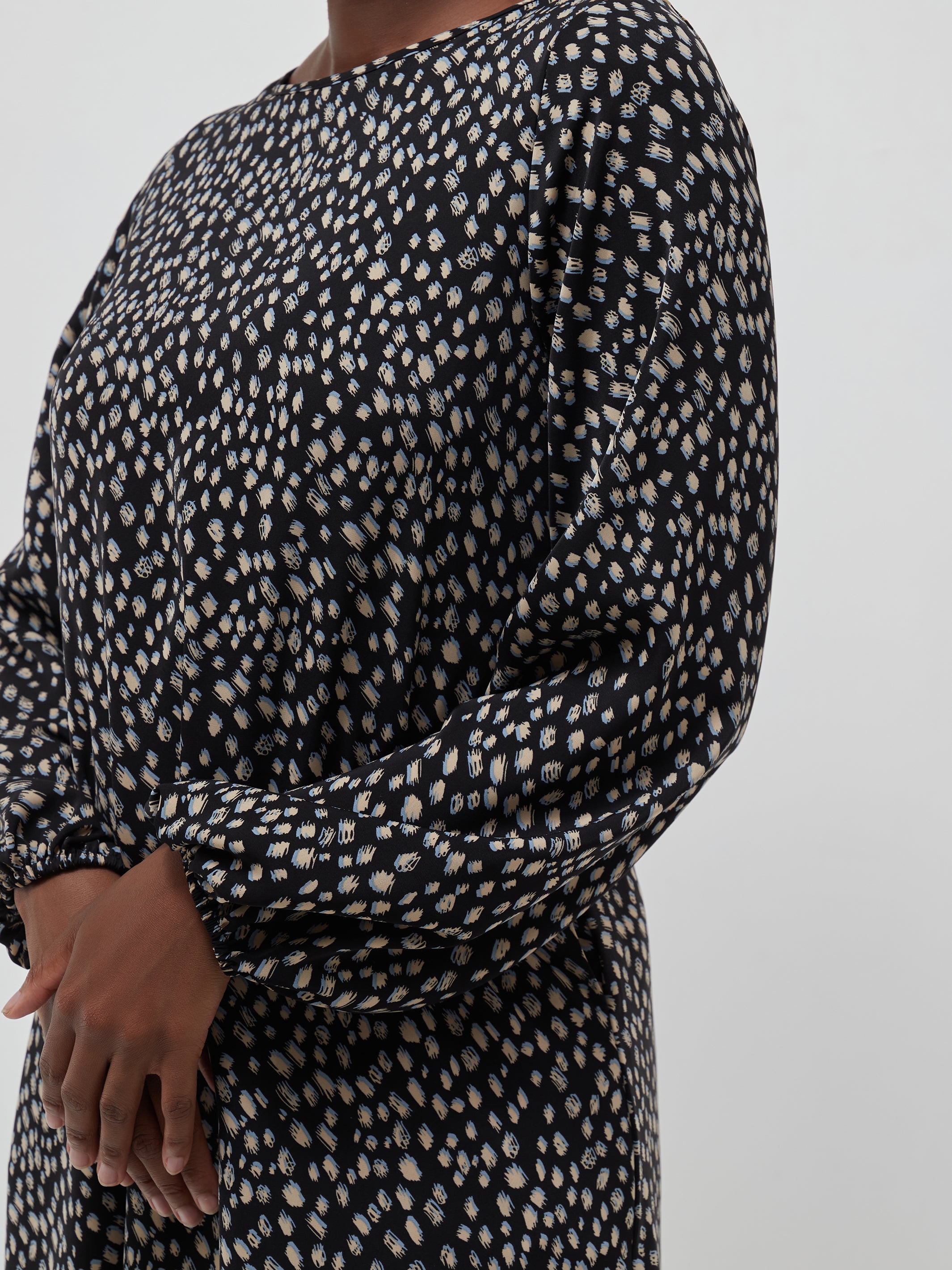 Vivo Basic Ayo Bishop Sleeve Dress - Buttermilk / Navy Print