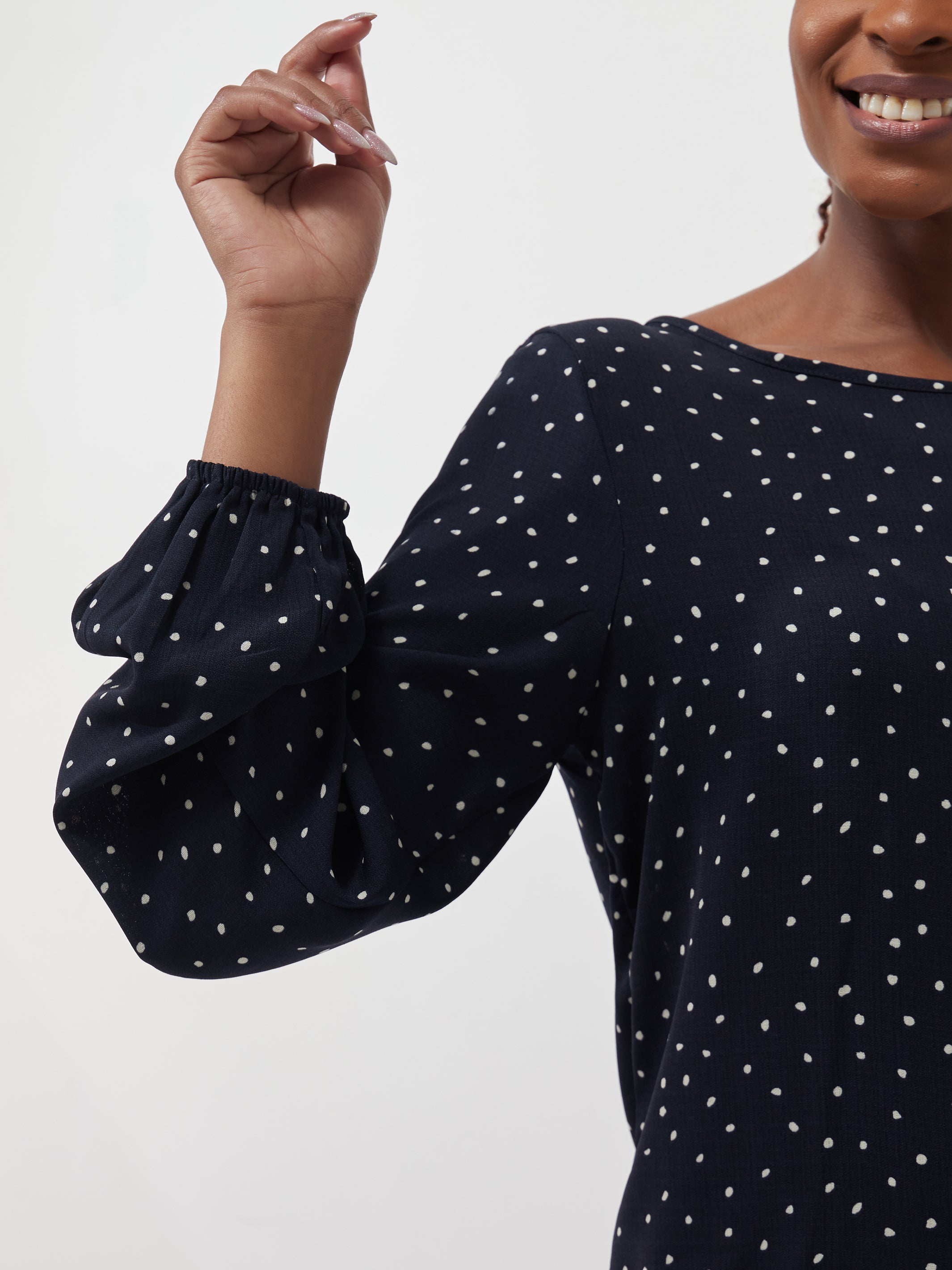 Vivo Basic Long Sleeved Bishop Top - Navy / White Polka