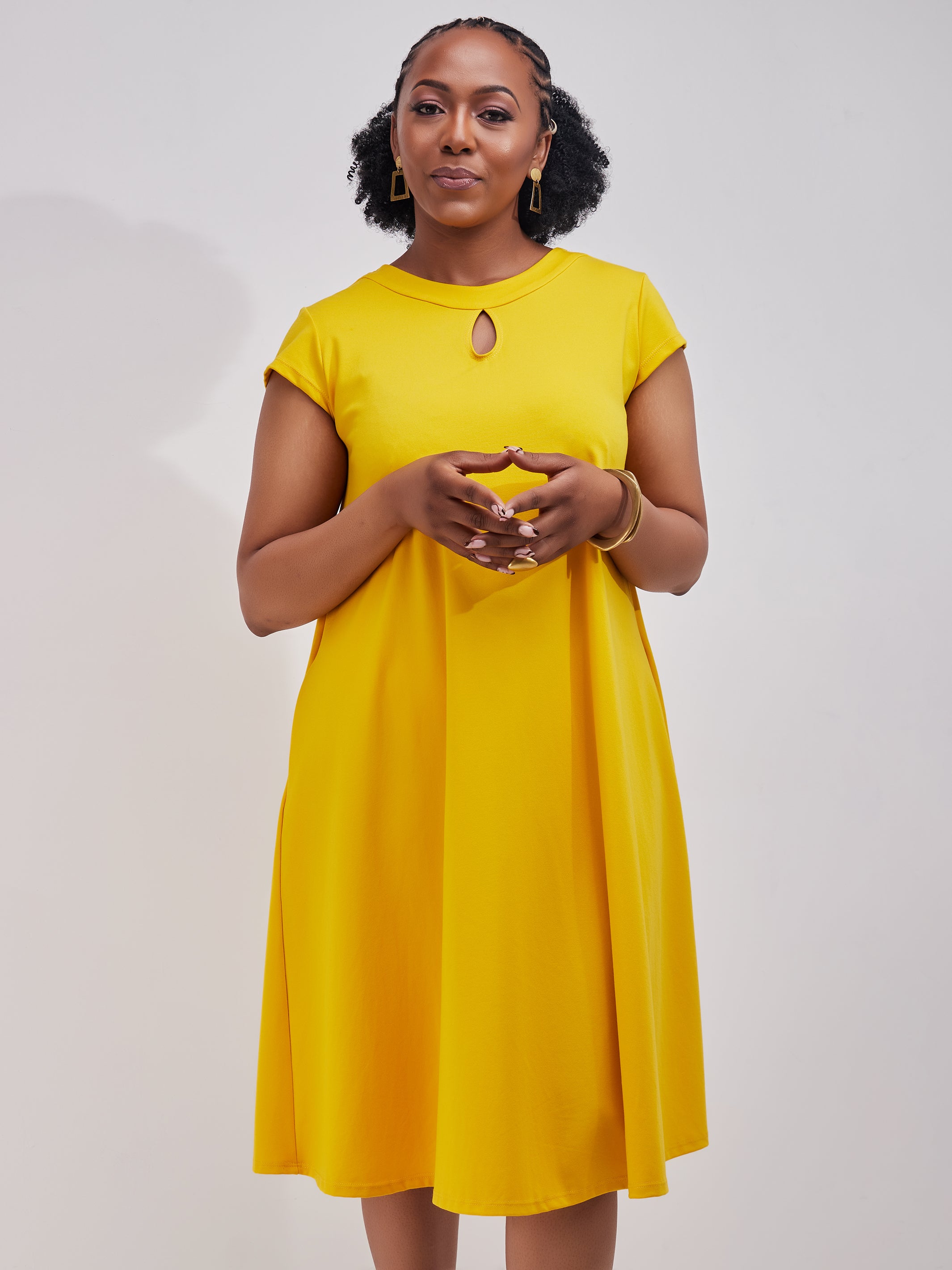 Vivo Sierra Tent Knee Length Dress - Mustard