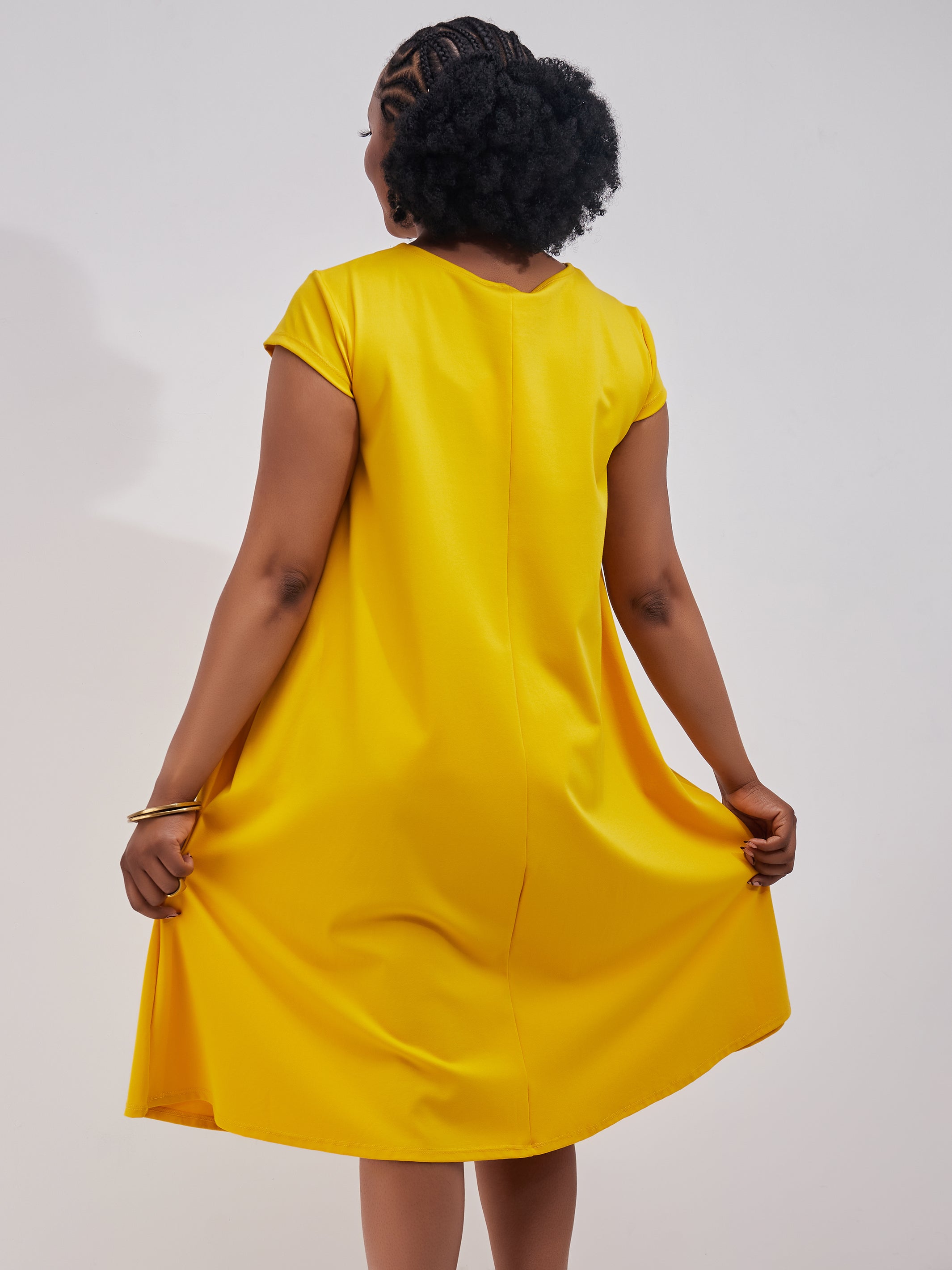 Vivo Sierra Tent Knee Length Dress - Mustard