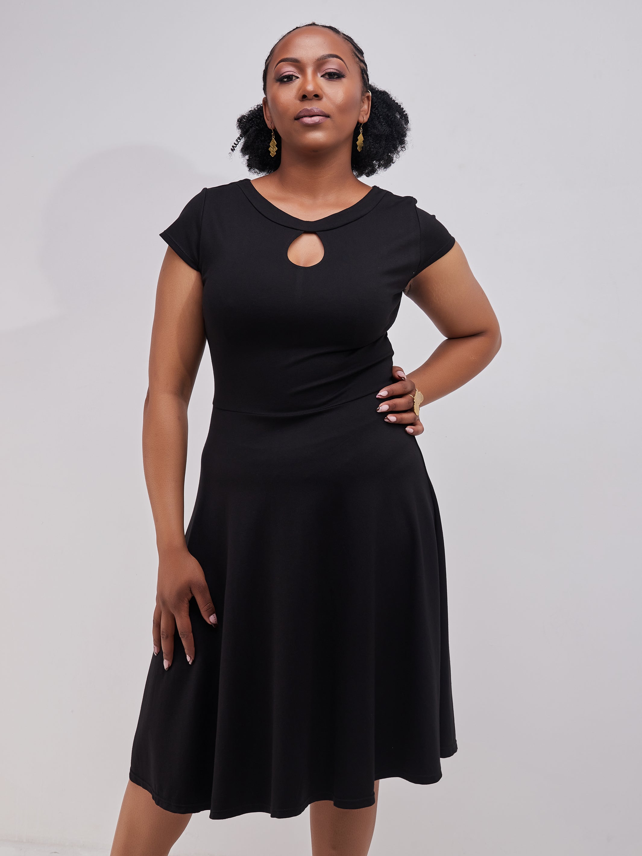 Vivo Sierra Cap Sleeve Circular Dress - Black
