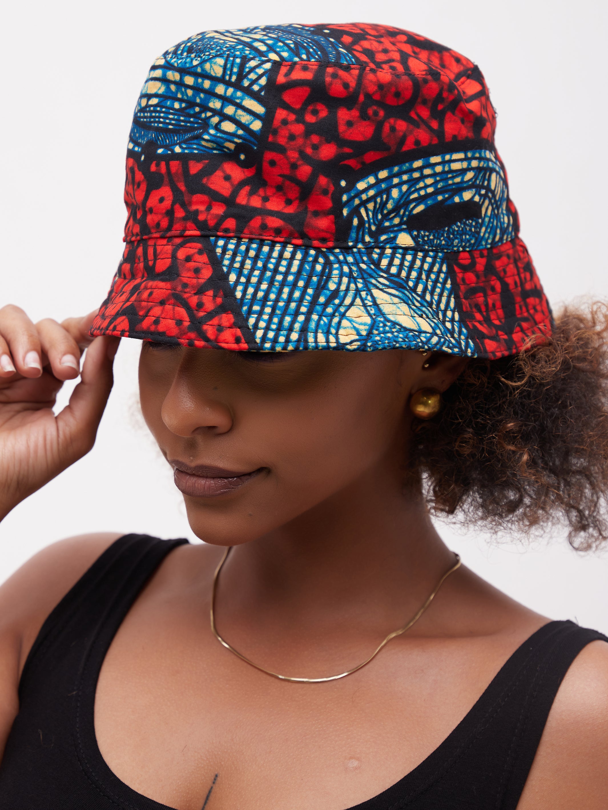 Safari Basic Bucket Hat - Red / Blue Print