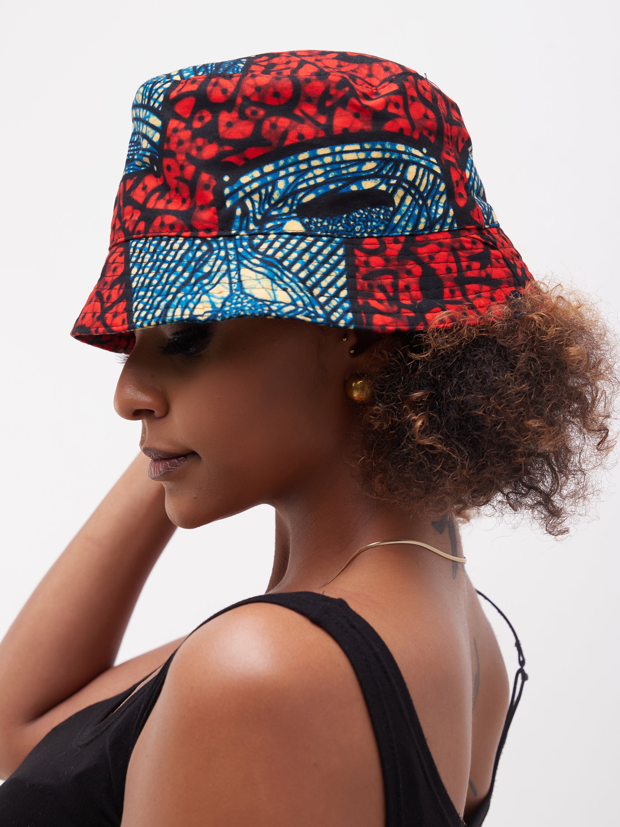 Safari Basic Bucket Hat - Red / Blue Print