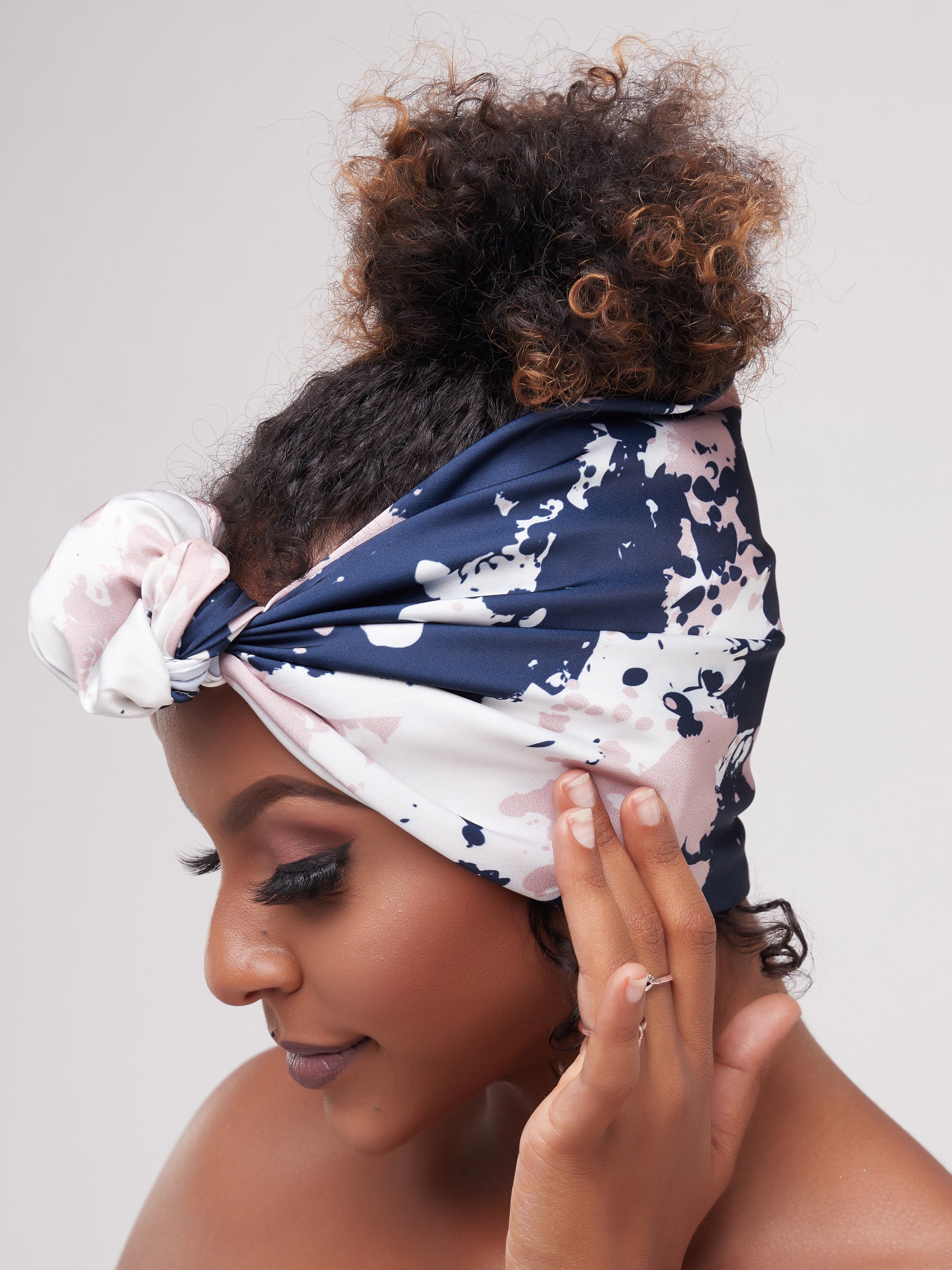 Zoya Essentials Satin Scarf - Pink Camo
