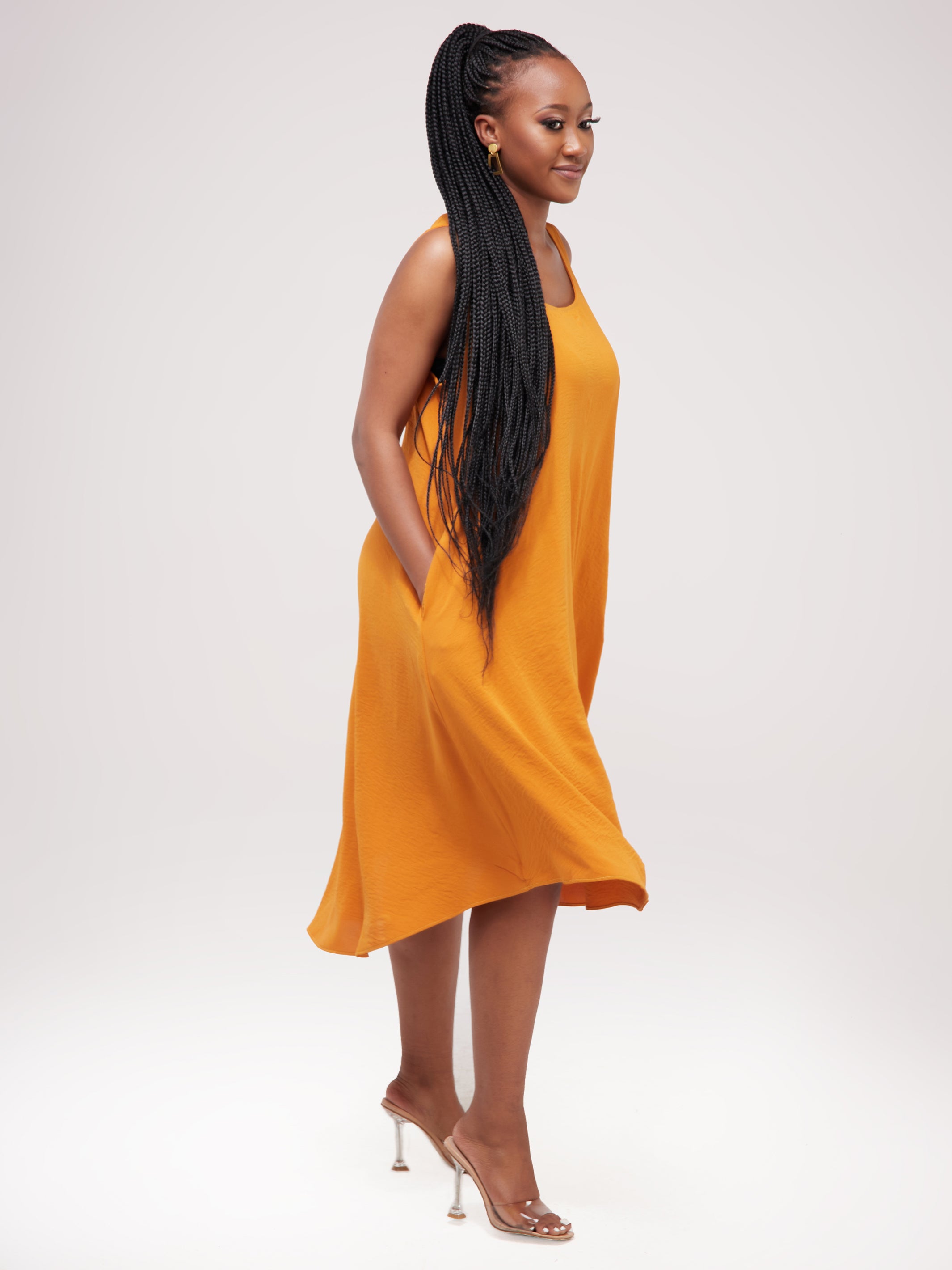 Vivo Dayo Sleeveless Knee Length Dress - Mustard