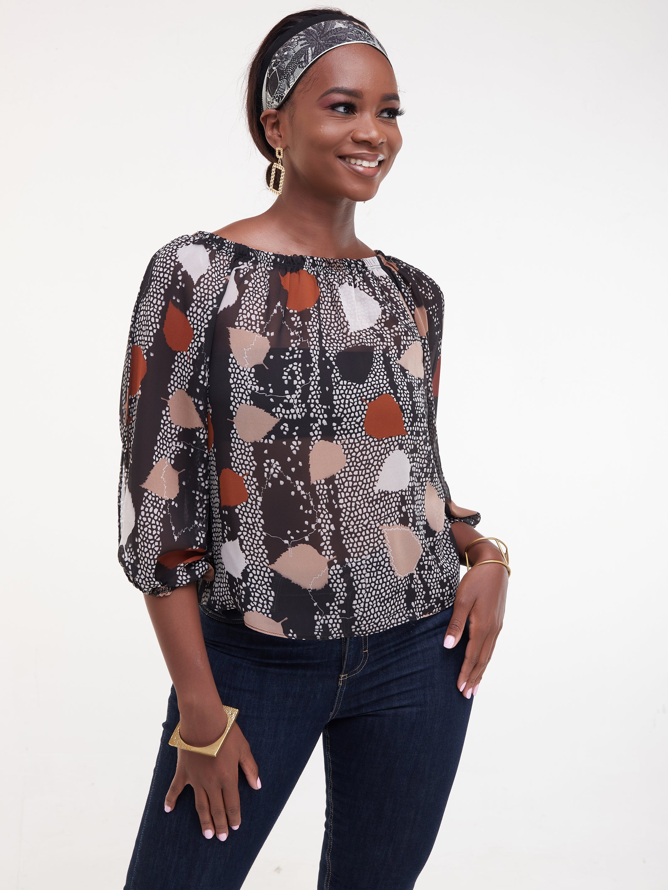 Vivo Sana Off shoulder Top - Black / Brown Print