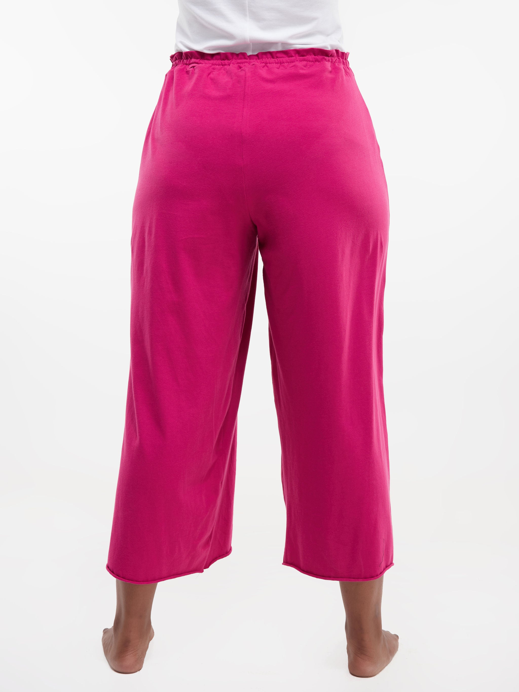 Zoya Chill Capri Pants - Fuschia