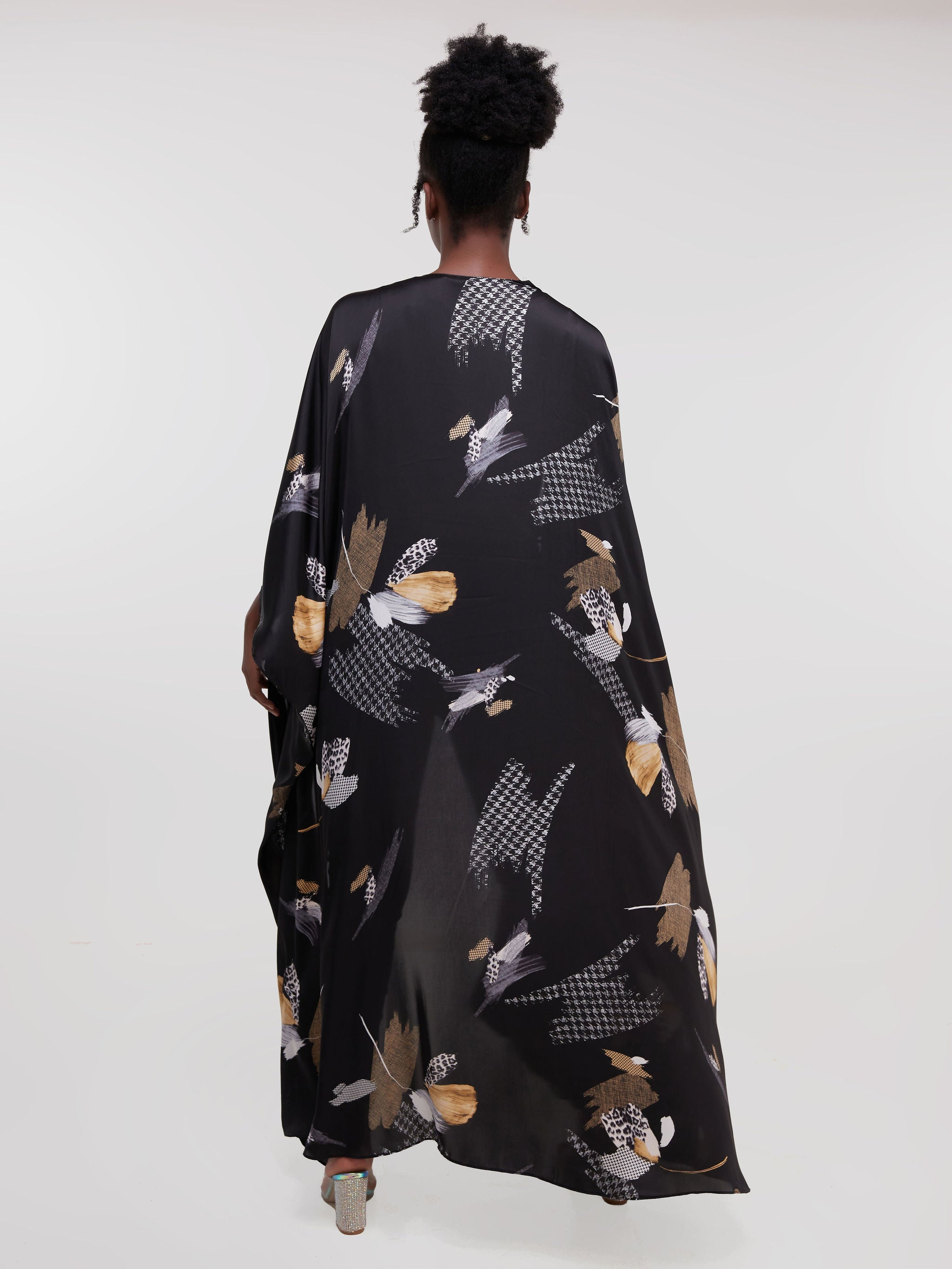 Vivo Muna Satin Kimono - Black / Taupe Print