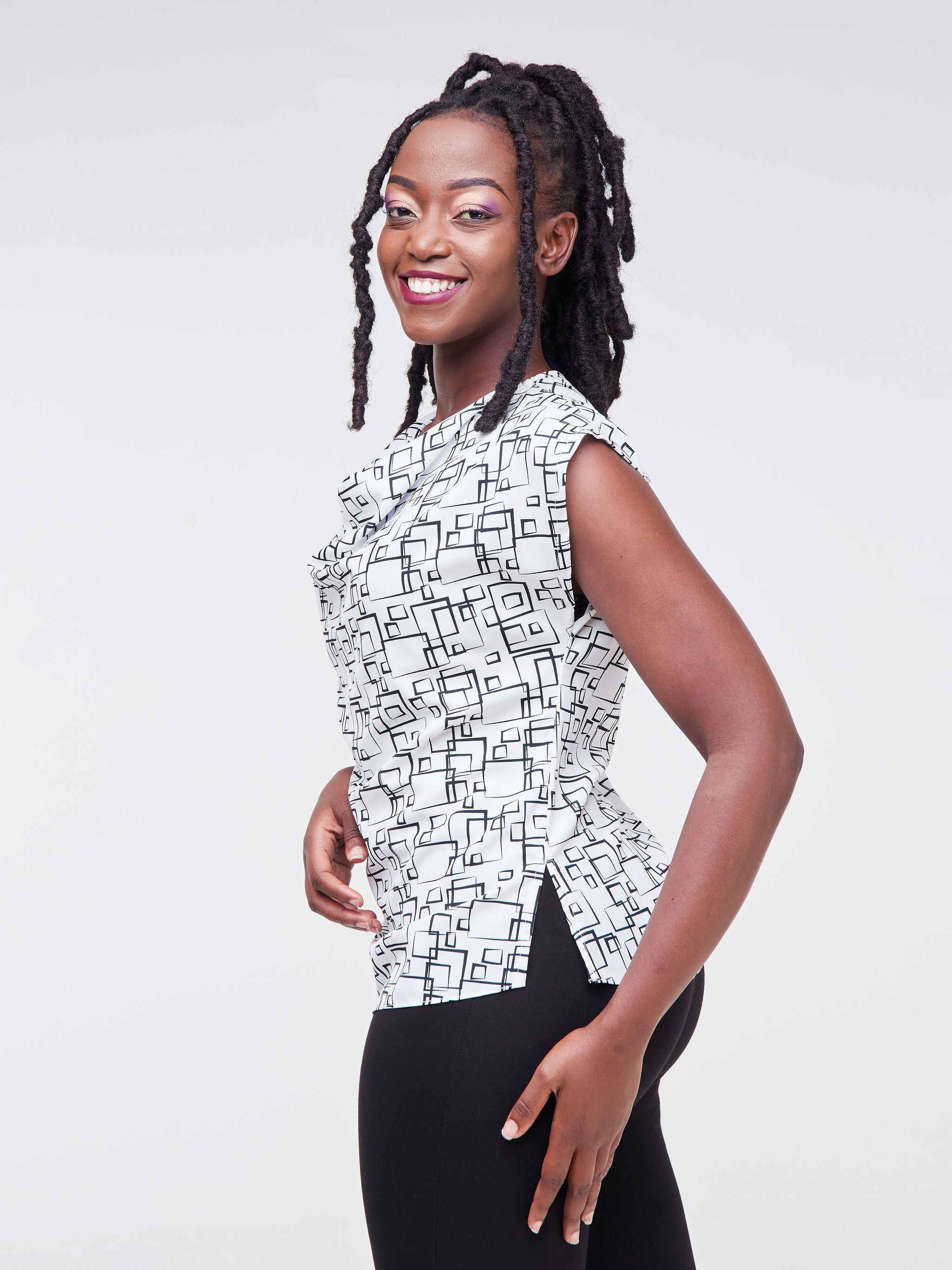 Vivo Fahari Drop Shoulder Cowl Top - White / Black Print