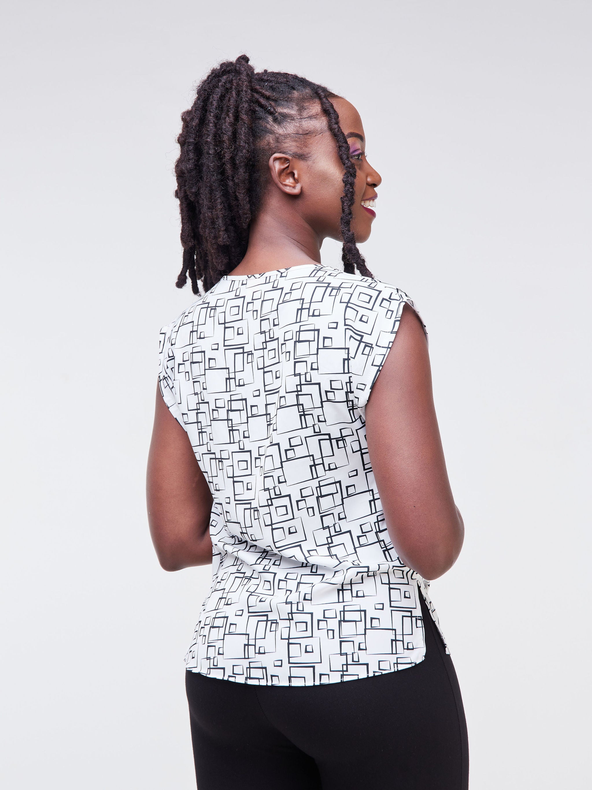 Vivo Fahari Drop Shoulder Cowl Top - White / Black Print