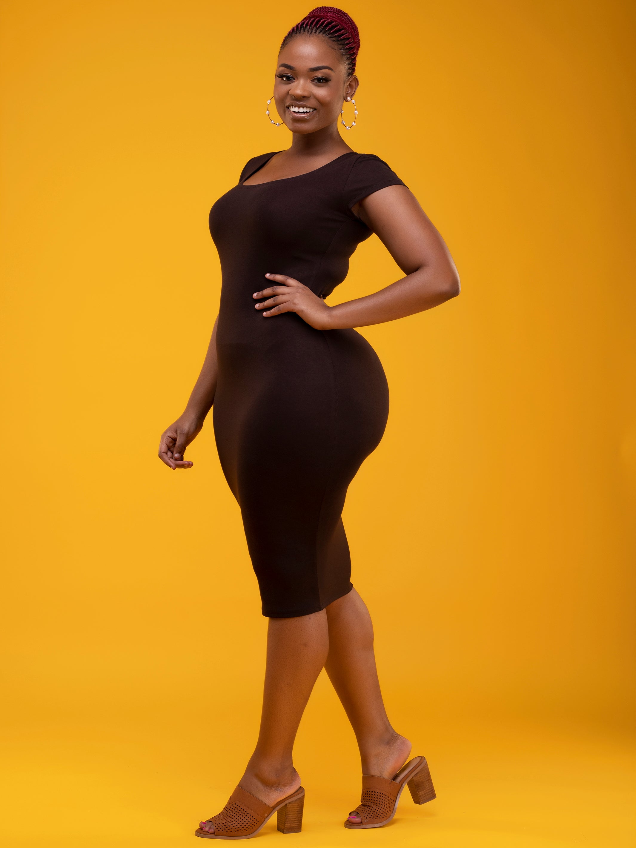 Vivo Basic Cap Sleeved Leila Dress - Chocolate