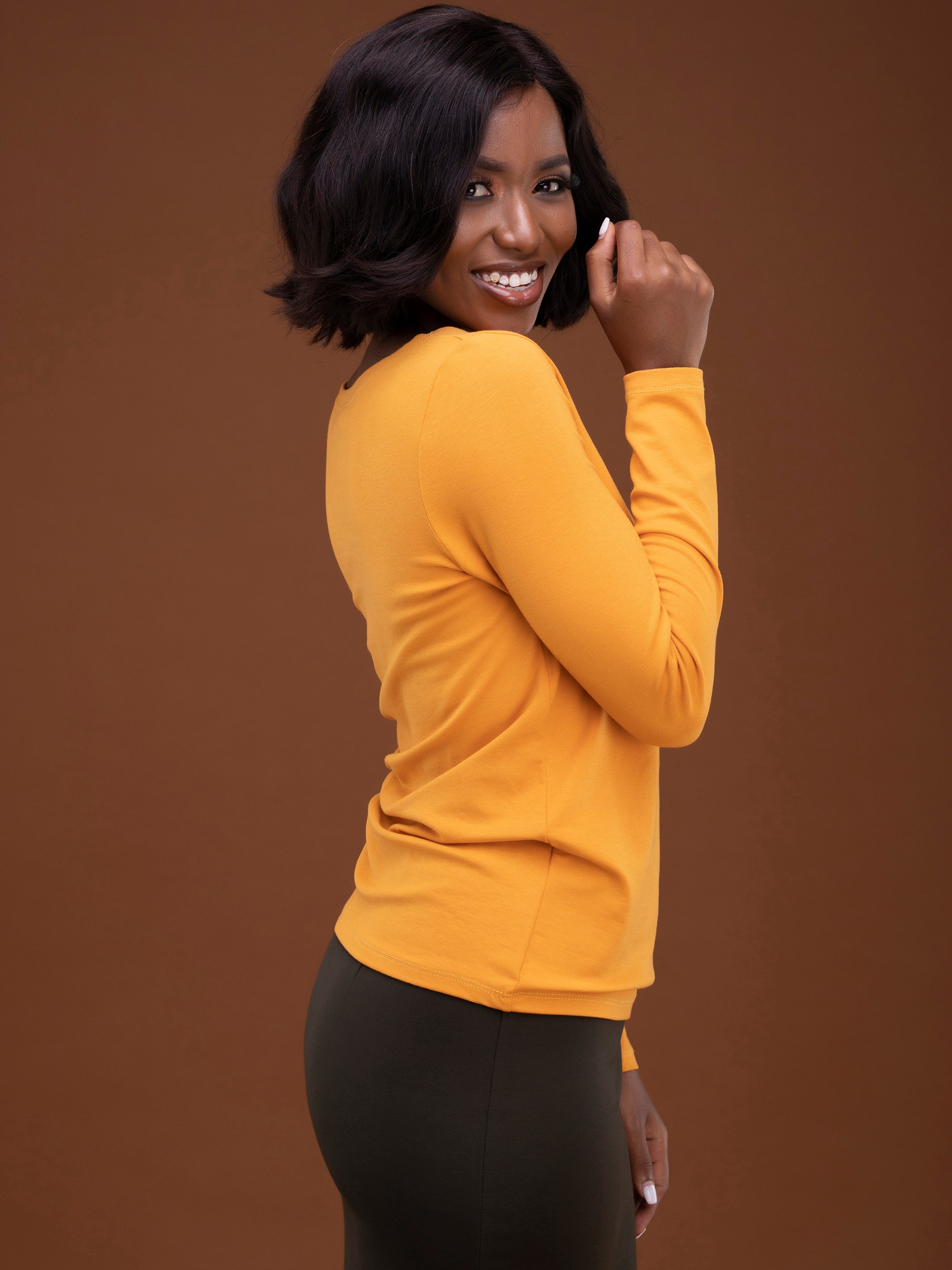 Vivo Basic Tulia Long Sleeved Top - Mustard