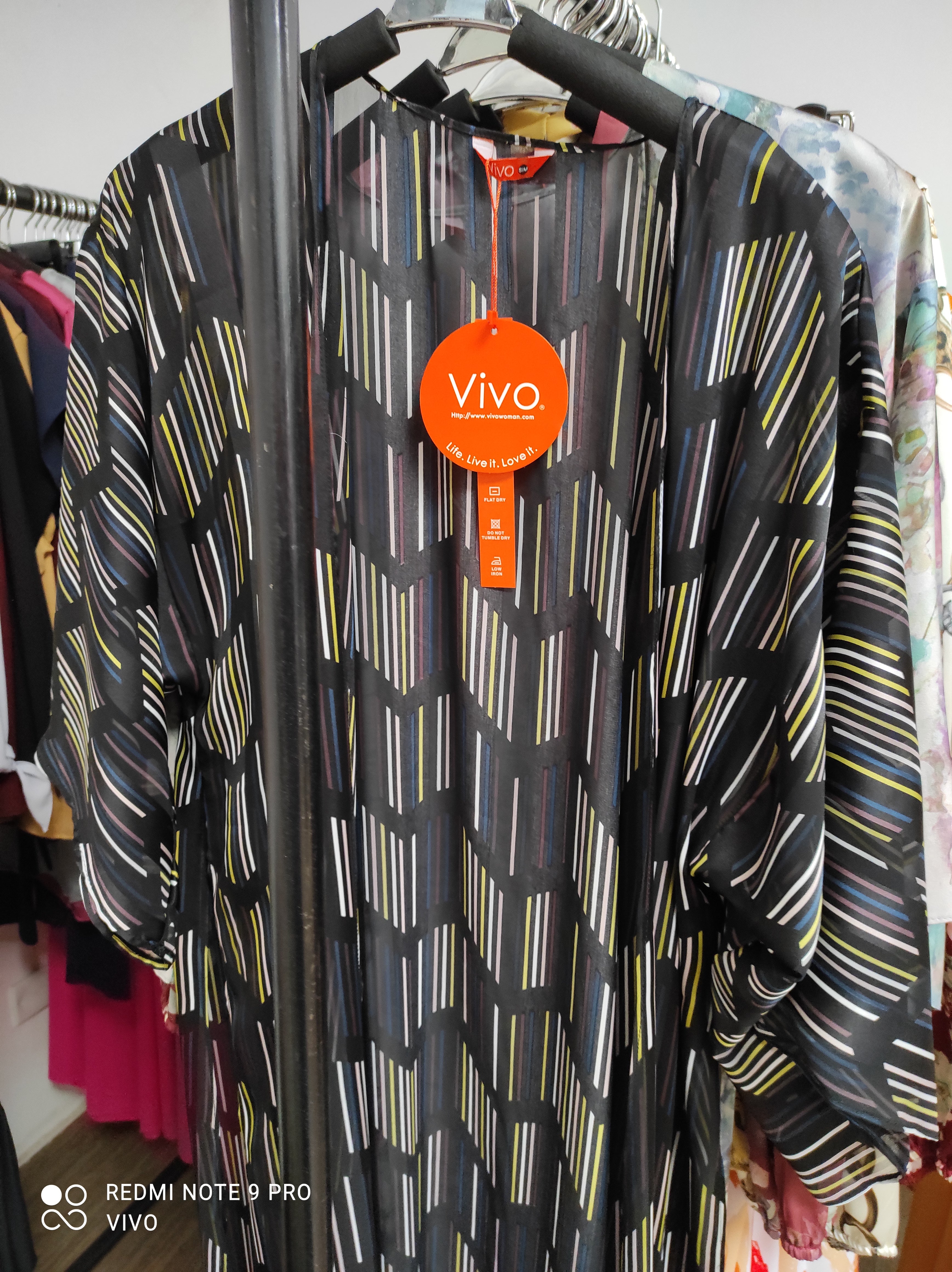 Vivo Basic Nandi High Slit Kimono - Black / White Print