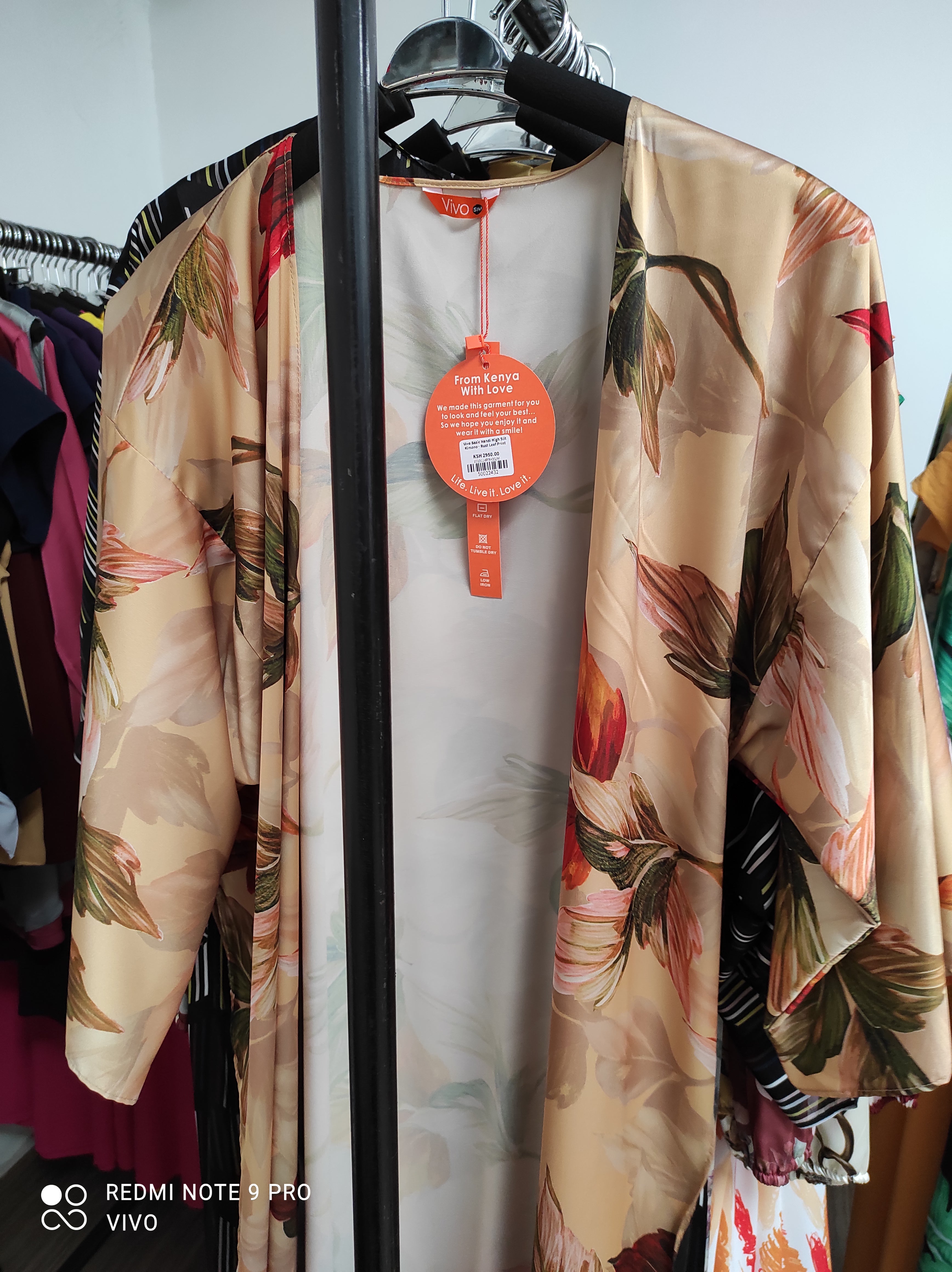 Vivo Basic Nandi High Slit Kimono - Rust Leaf Print