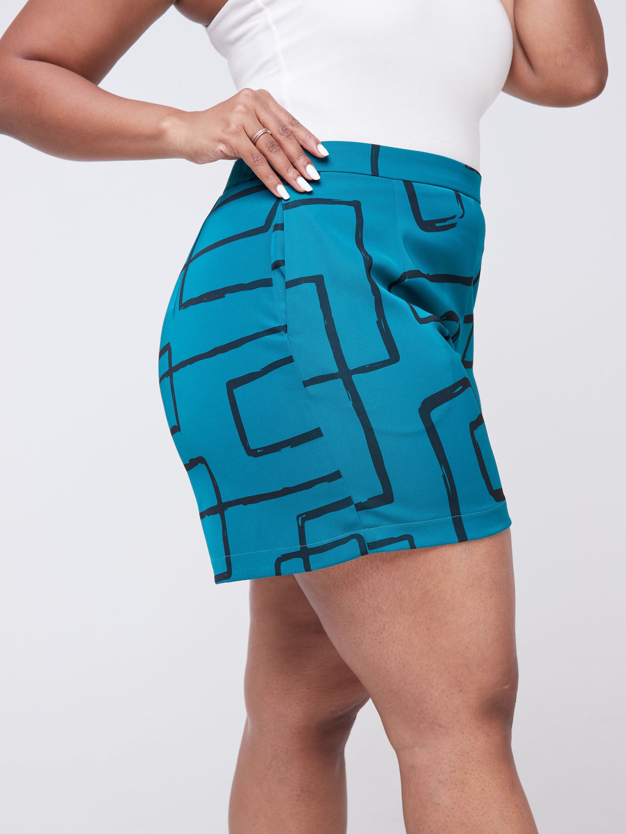 Vivo Fahari Shorts - Teal / Black Geometric Print