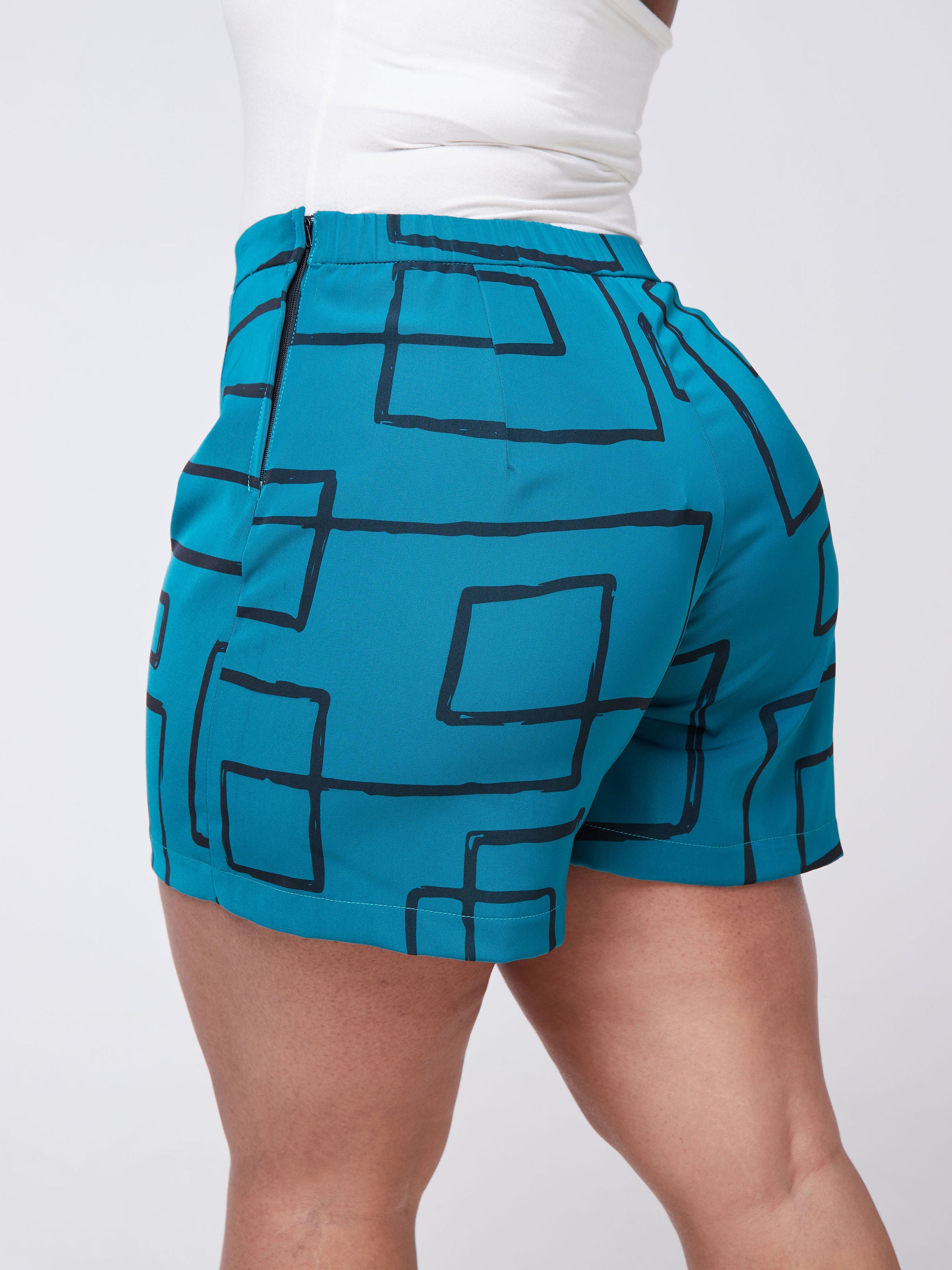 Vivo Fahari Shorts - Teal / Black Geometric Print