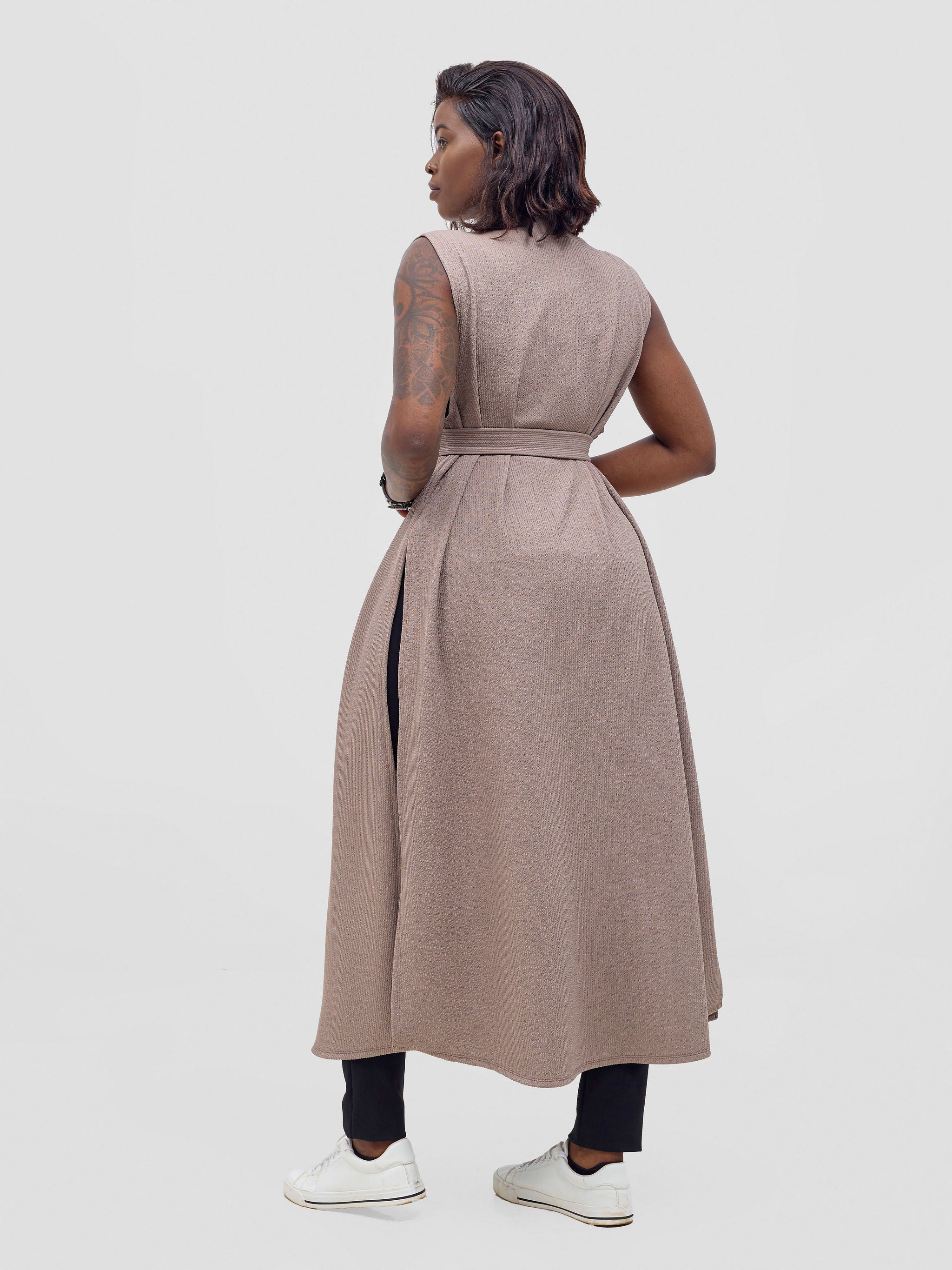 Vivo Chela Sleeveless Waterfall - Dark Taupe