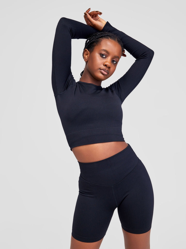 Ava Fitness Amana 4 Piece Set - Black - Shopzetu