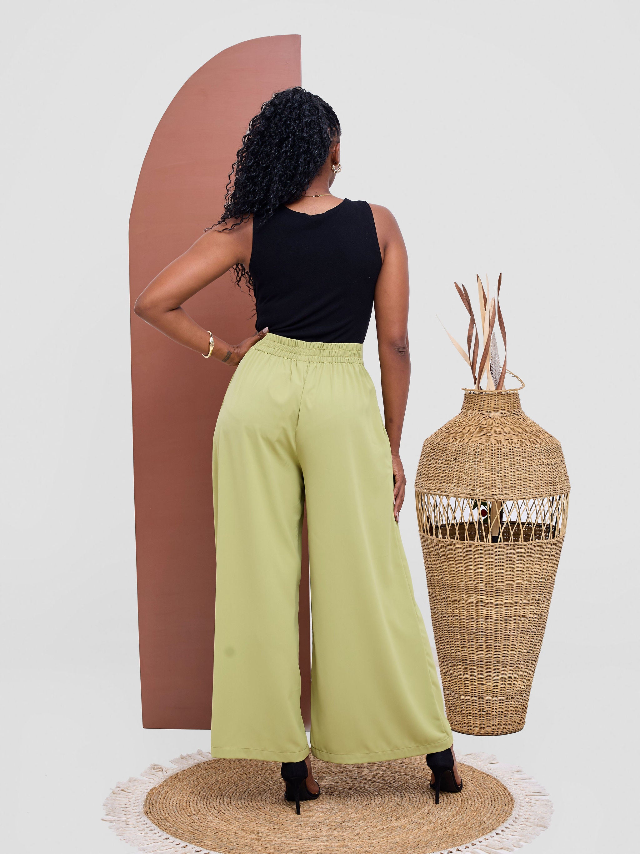 Vivo Basic Crepe Pants - Lime Green