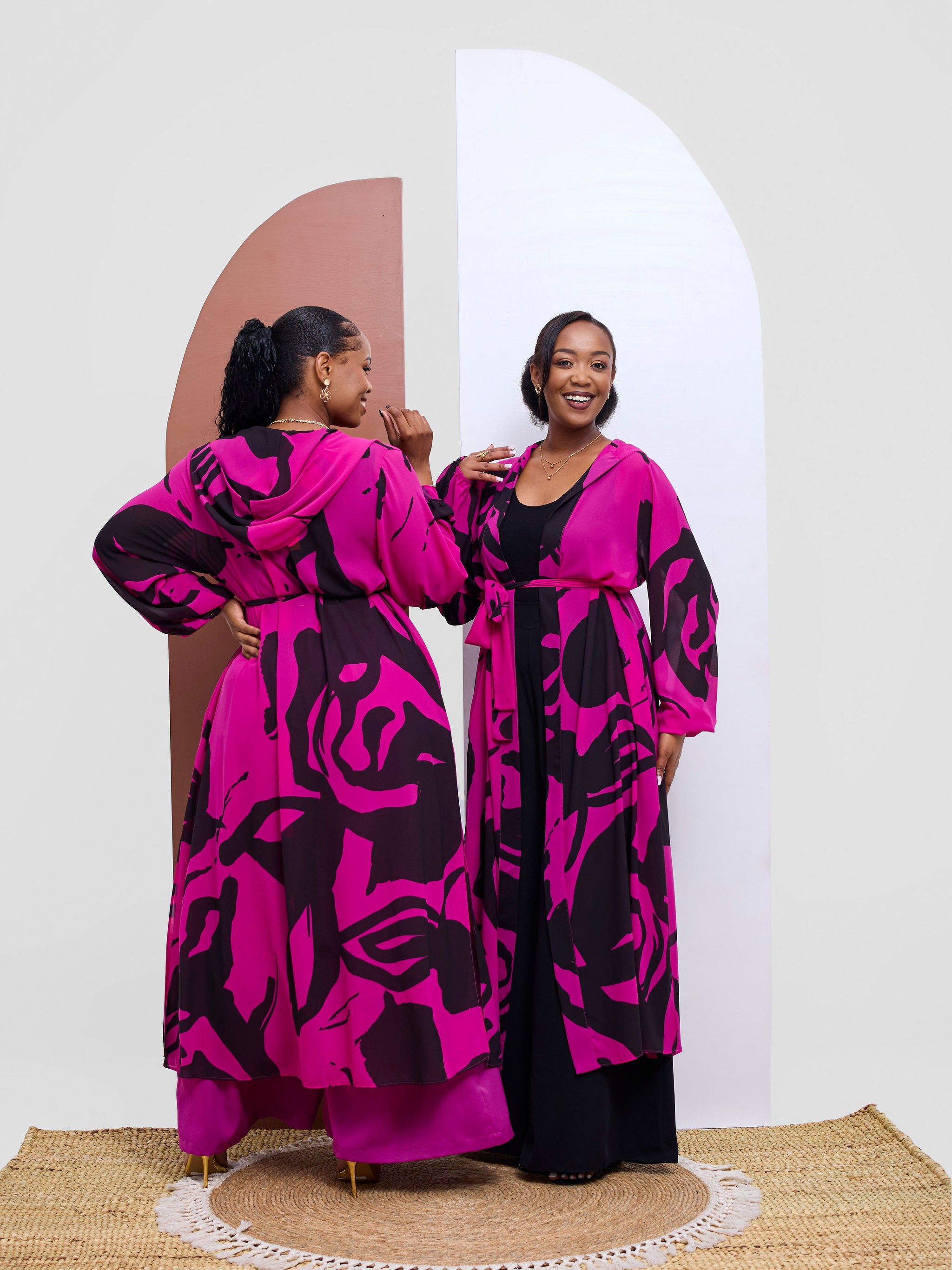 Vivo Kelemi 4.0  Kimono - Magenta / Black Nashe Print