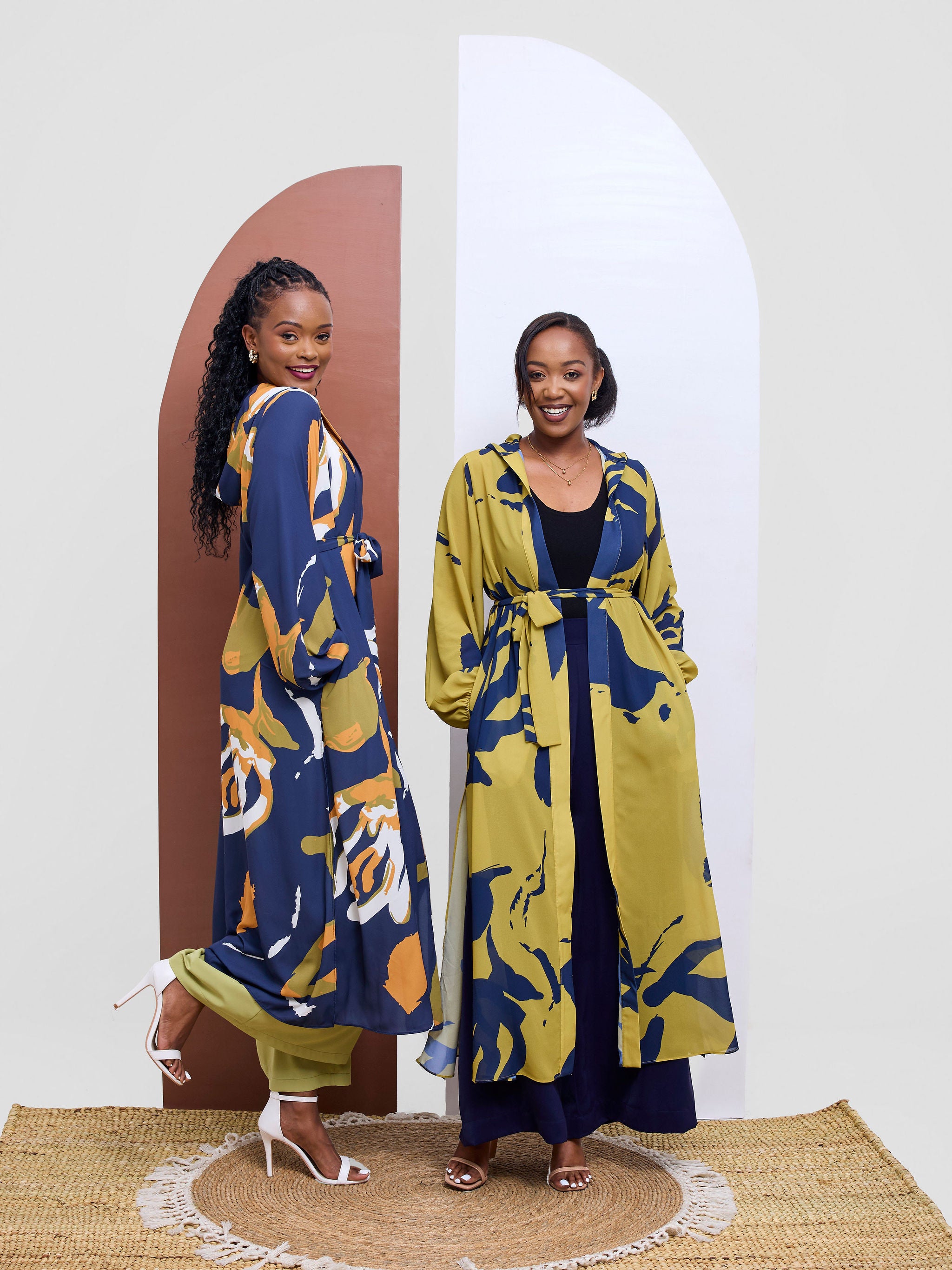 Vivo Kelemi 4.0  Kimono - Navy / Mustard Nashe Print