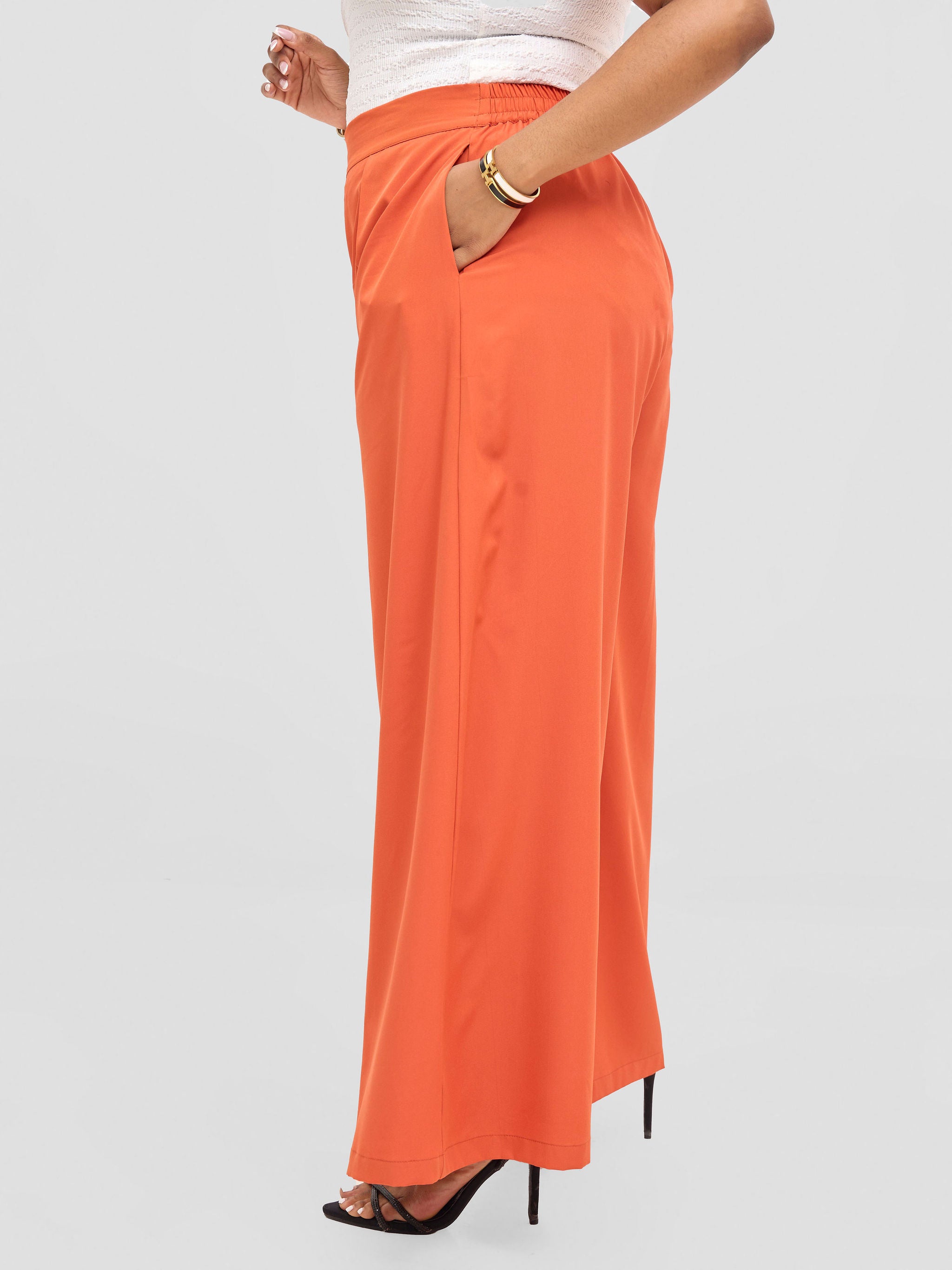 Vivo Basic Crepe Pants - Rust Orange