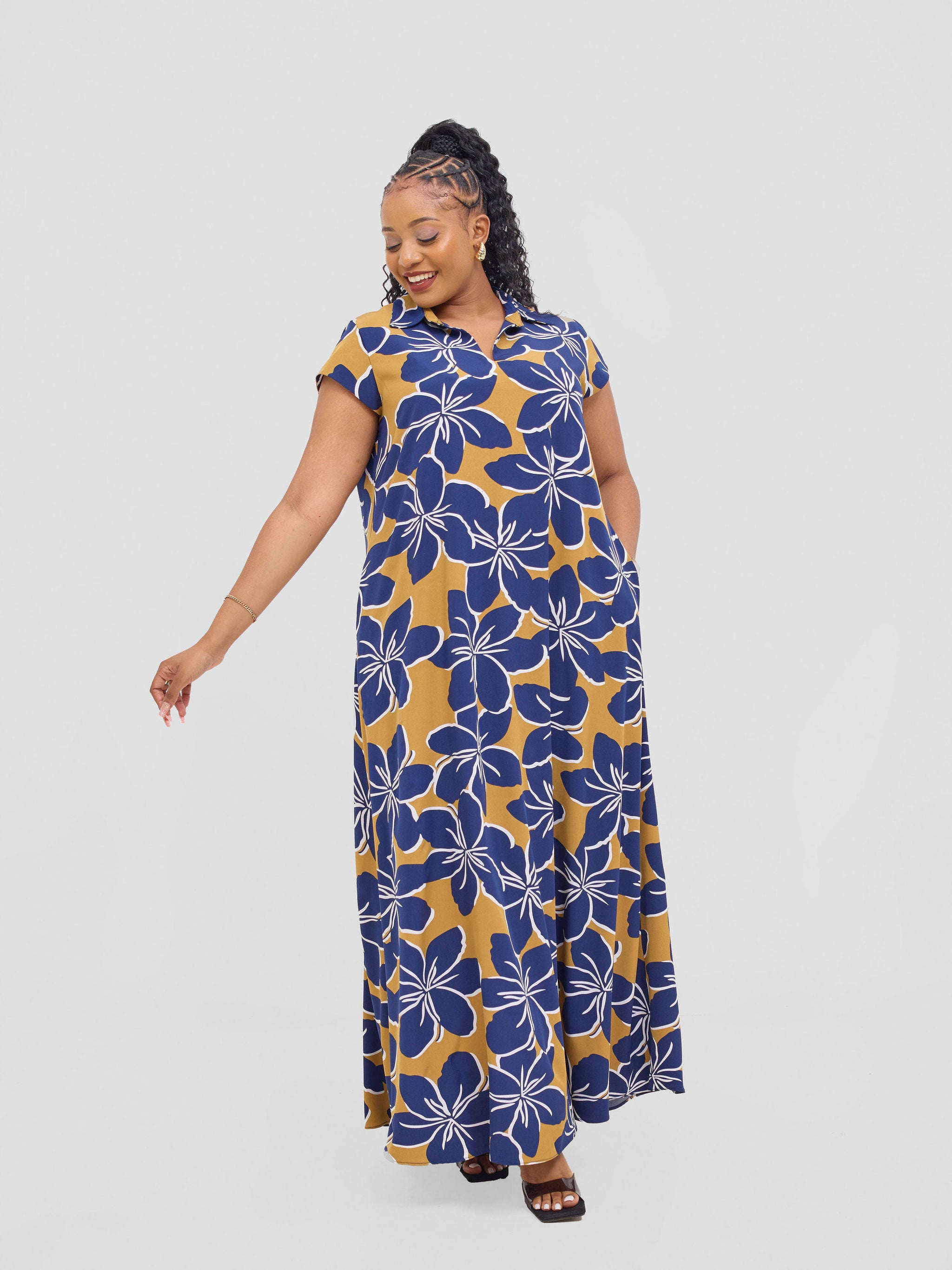Vivo Zuri Cap Sleeved Maxi Dress - Navy / Dark Mustard Uri Print