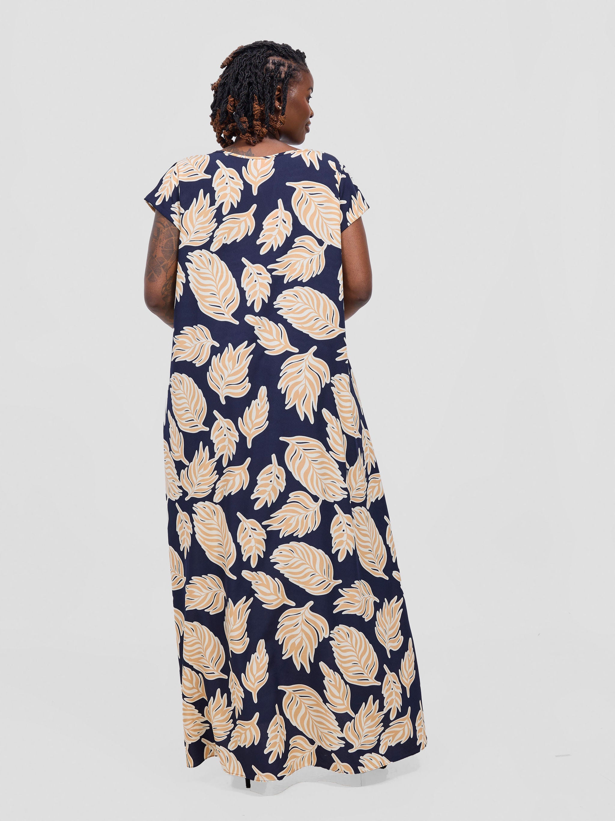 Vivo Sakari Cap Sleeve Maxi Dress - Dark Navy / Peach Print