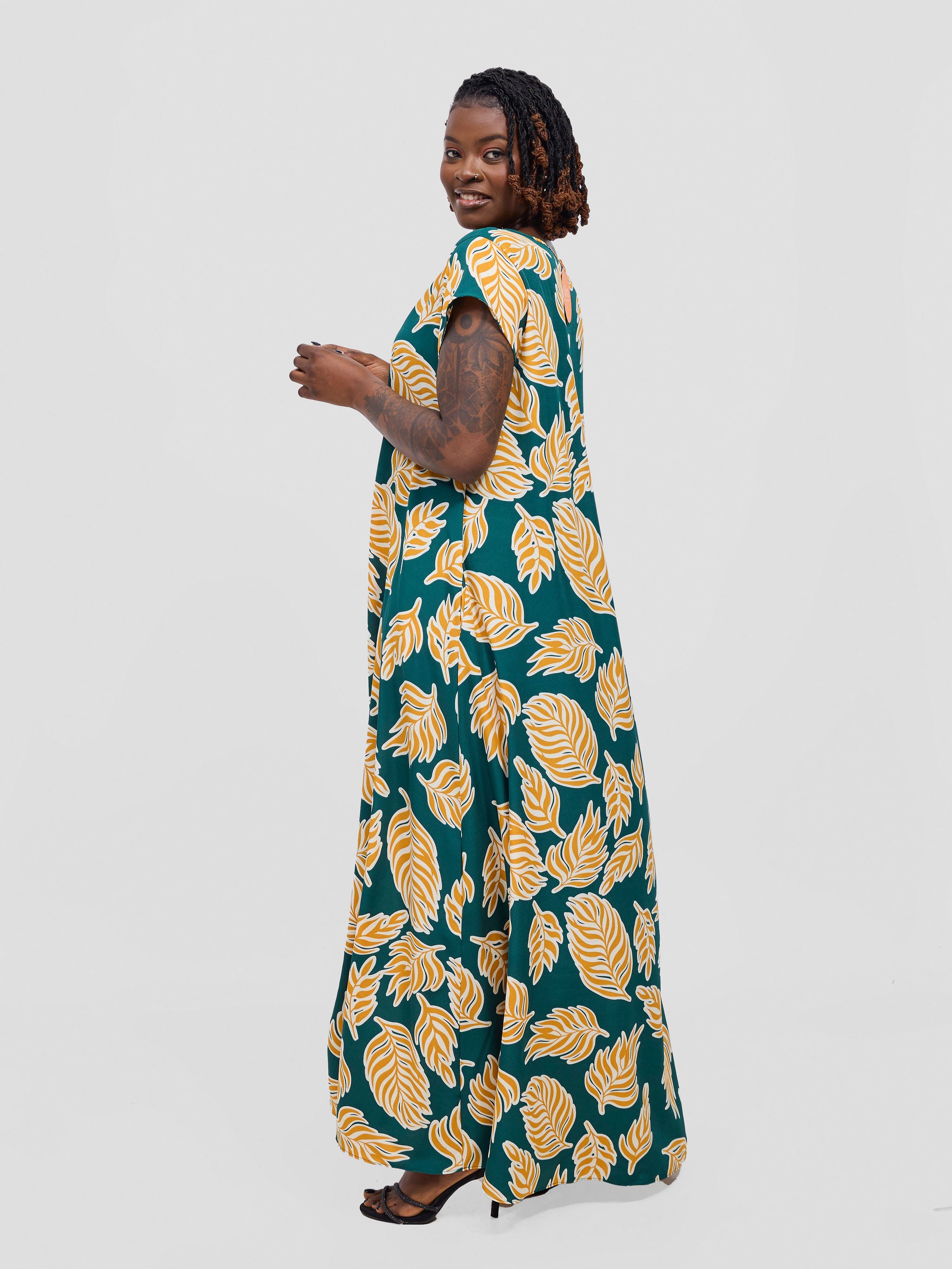 Vivo Sakari Cap Sleeve Maxi Dress - Green / Mustard Print
