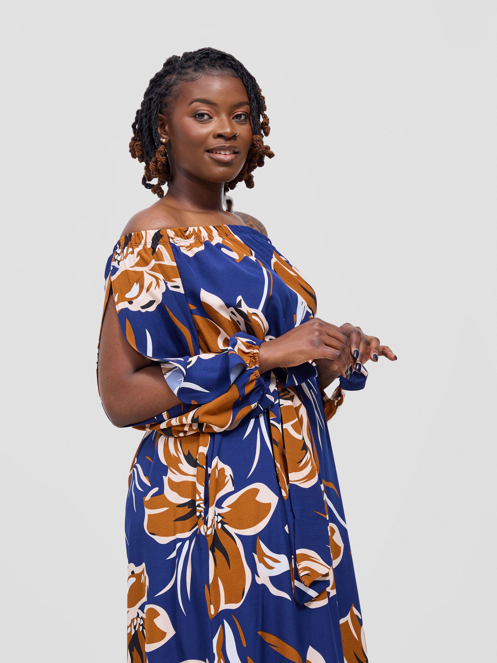 Vivo Yumi Off Shoulder Maxi Dress - Brown / Navy Kigali Print