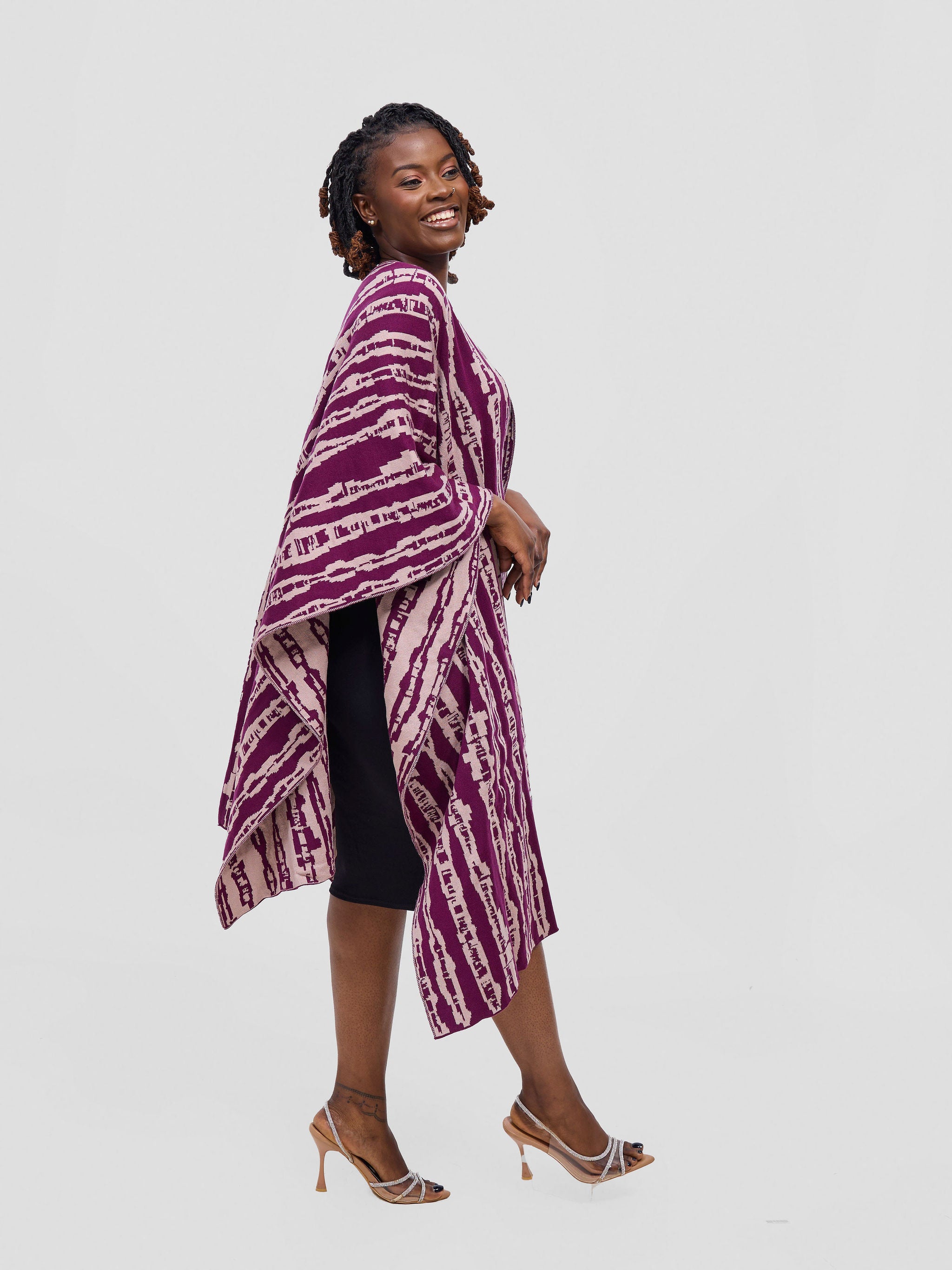 Vivo Reversible Poncho without Fringes - Plum / Champagne Miwa Print