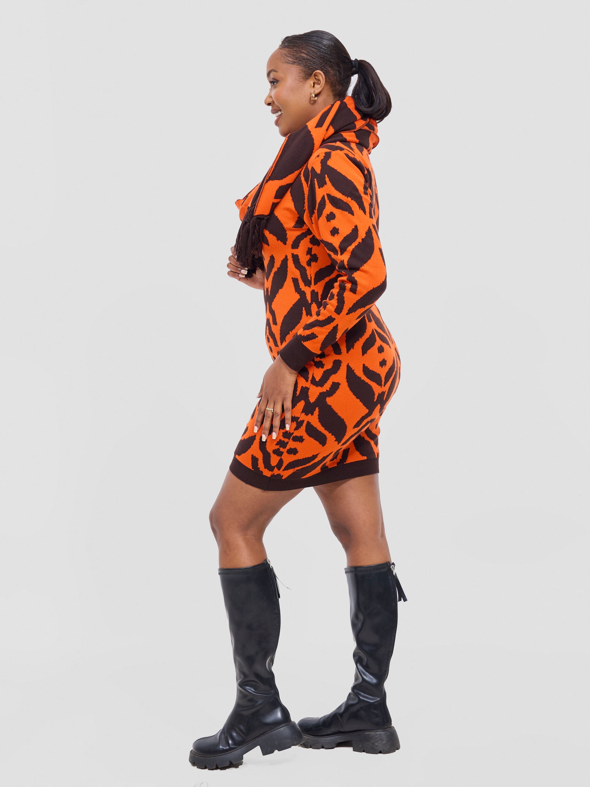 Vivo Lalani Turtle Neck Sweater Dress - Chocolate / Orange Ukwi Print